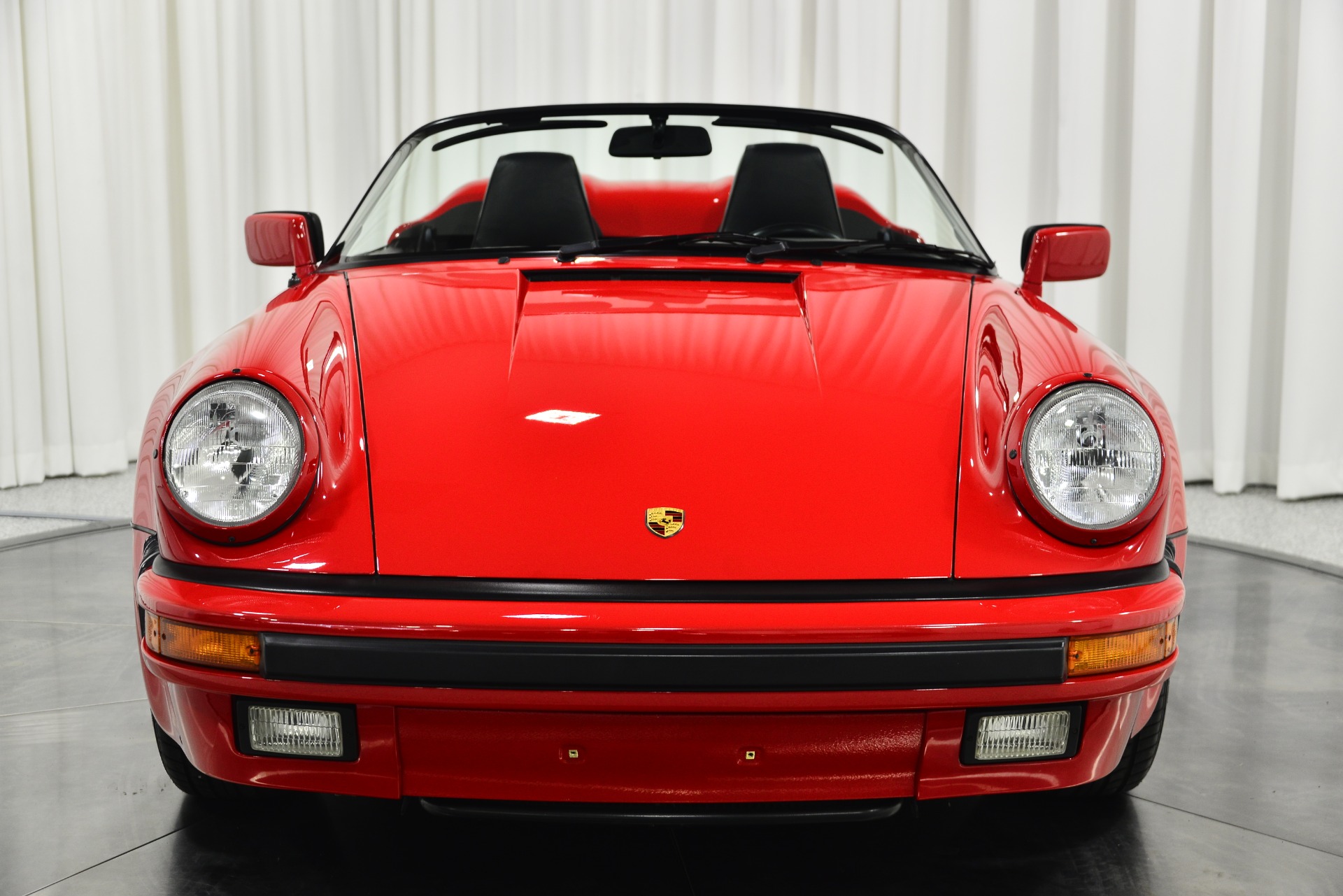 送料無料 1/18 ポルシェ 911 スピードスター 1989 レッド