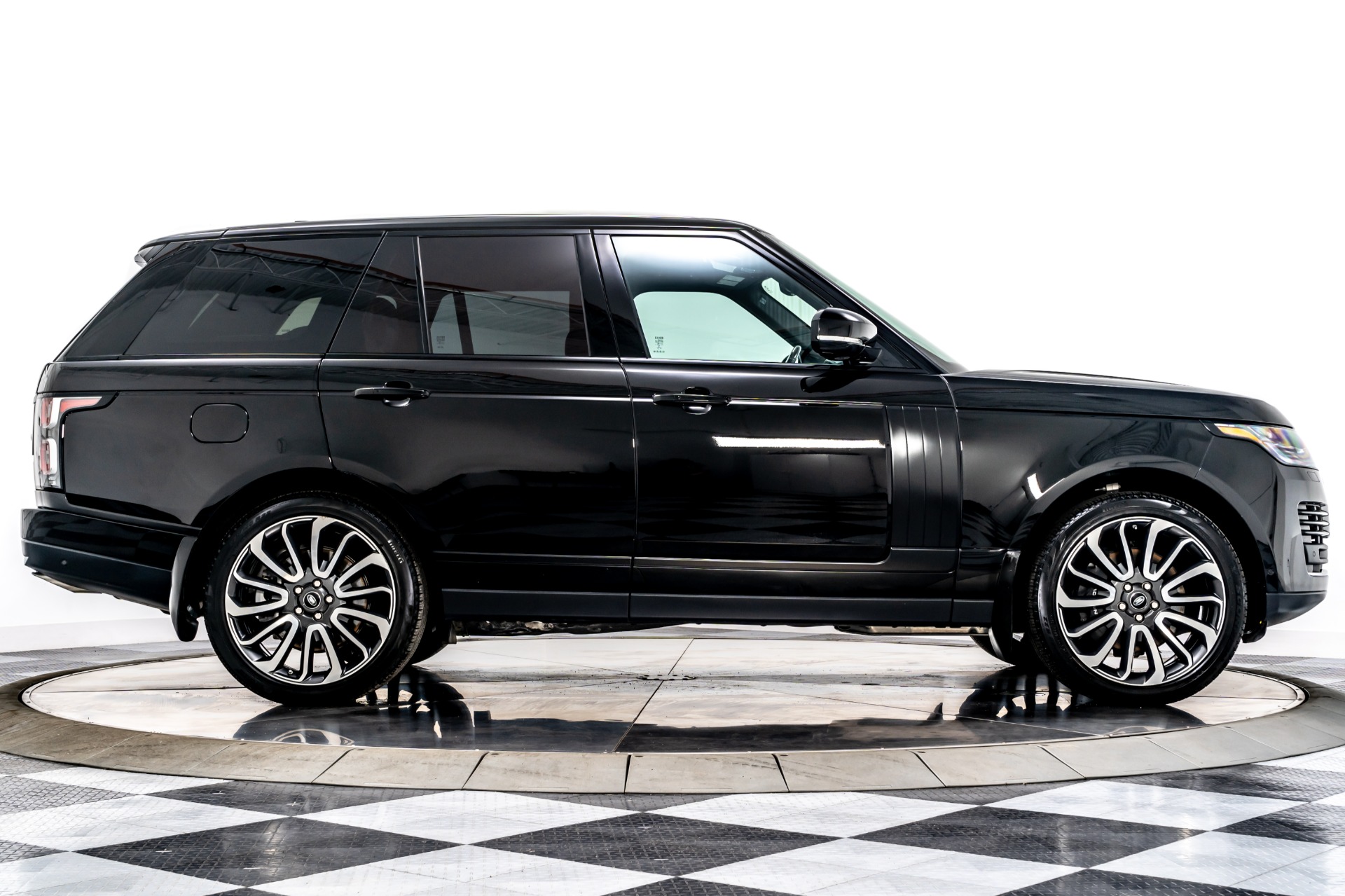 2019 land sales rover range rover