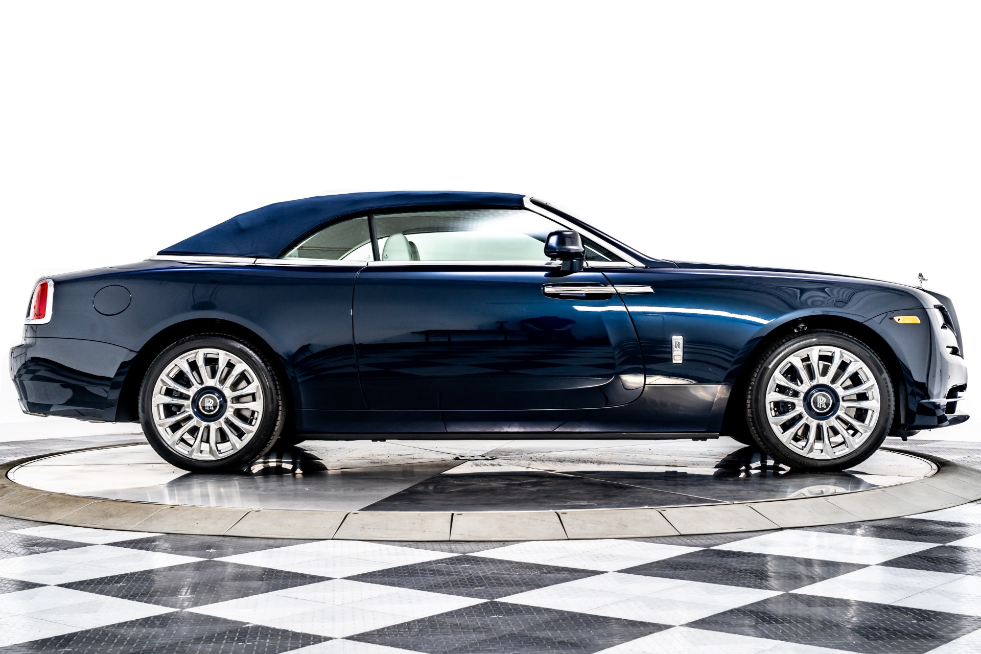 Used 2019 RollsRoyce Dawn For Sale Sold  Marshall Goldman Motor Sales  Stock B21204
