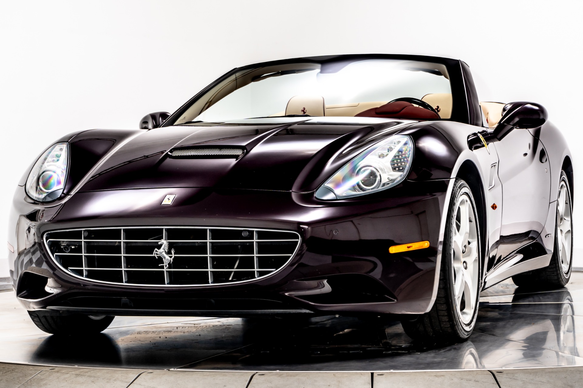 Ferrari California カタログ 2014 Ferrari California | GAA Classic Cars
