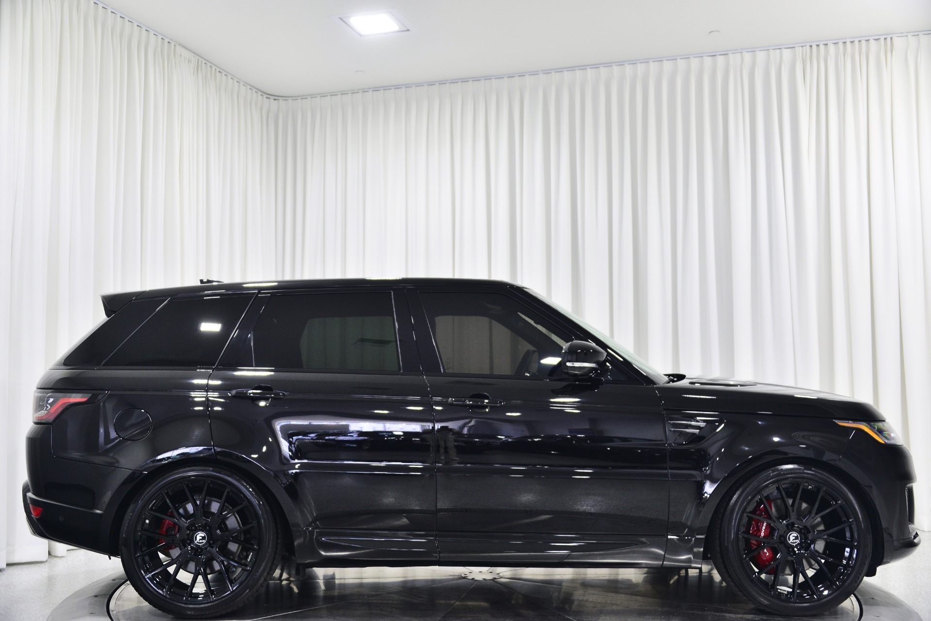 2022 Range Rover Sport Supercharged Black