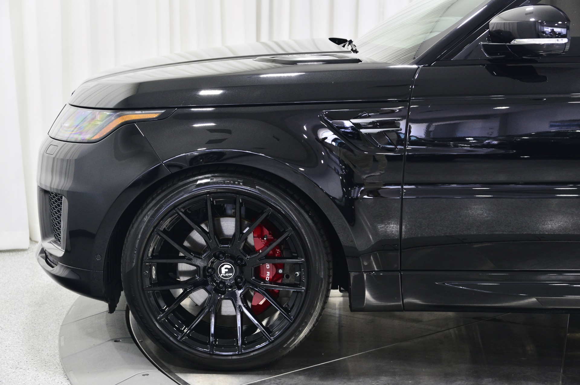 2022 Range Rover Sport Supercharged Red