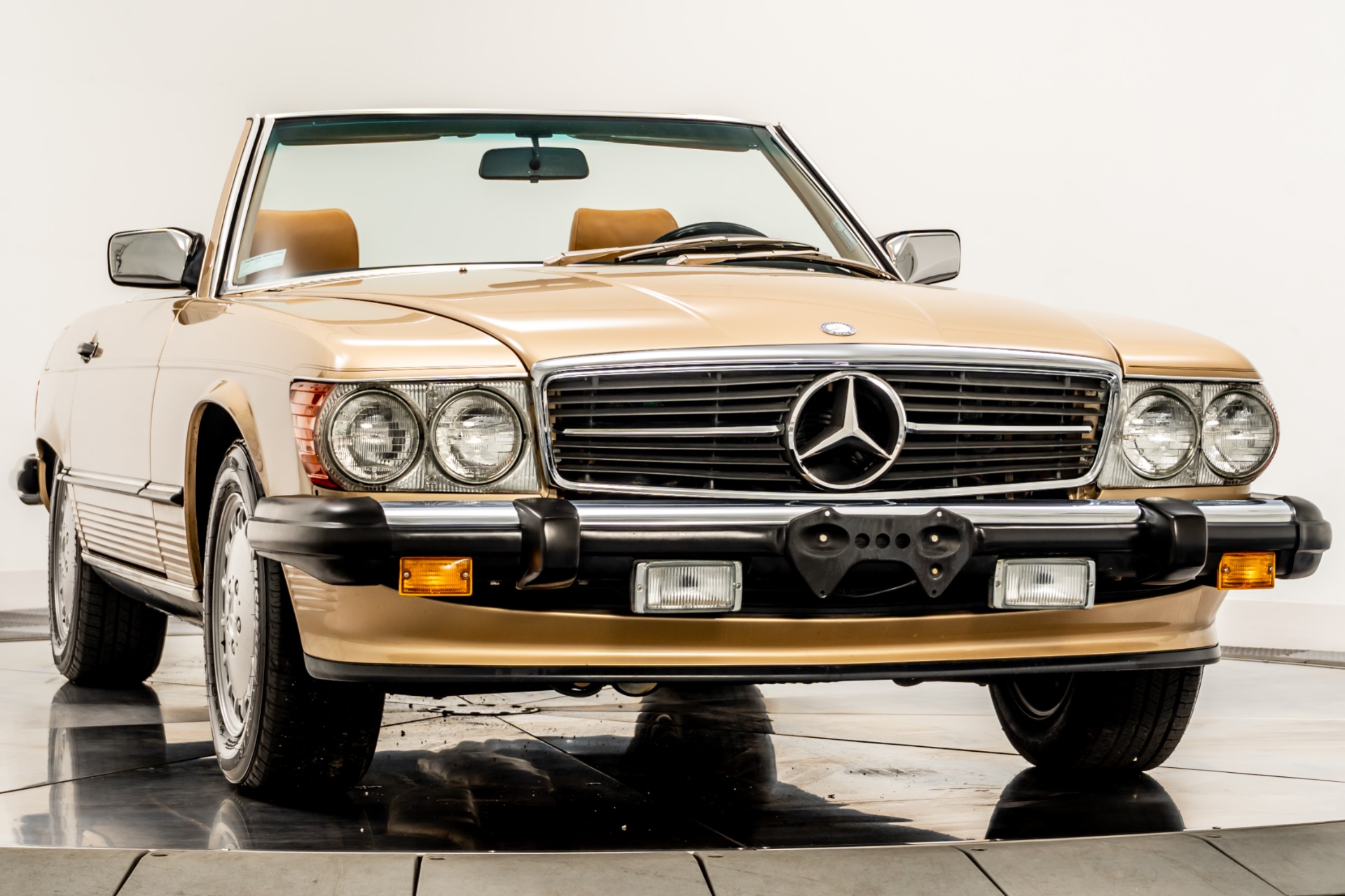 Champagne Metallic Mercedes-Benz 560 SL with Palomino Interior For