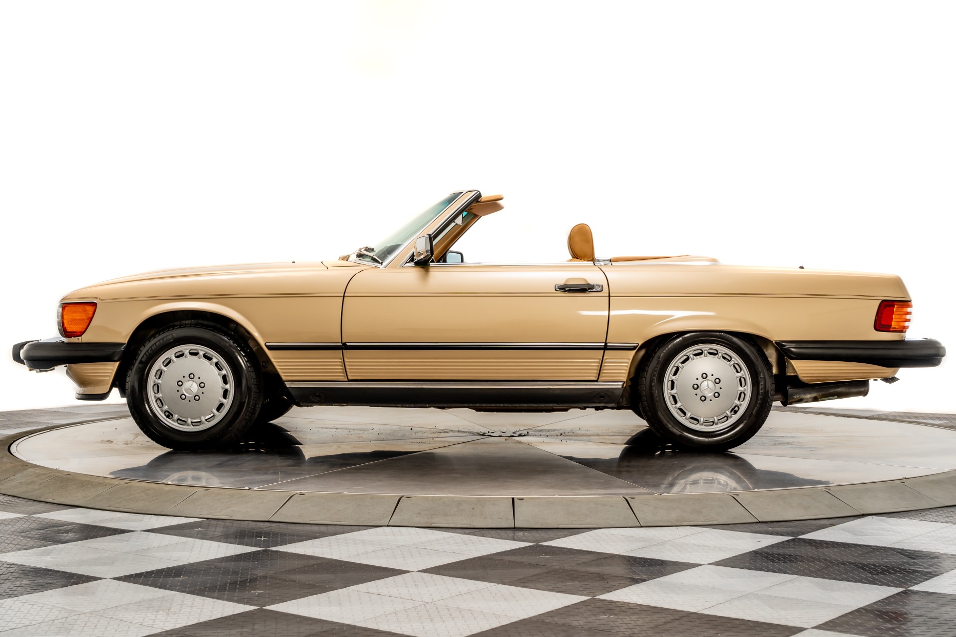 Champagne Metallic Mercedes-Benz 560 SL with Palomino Interior For