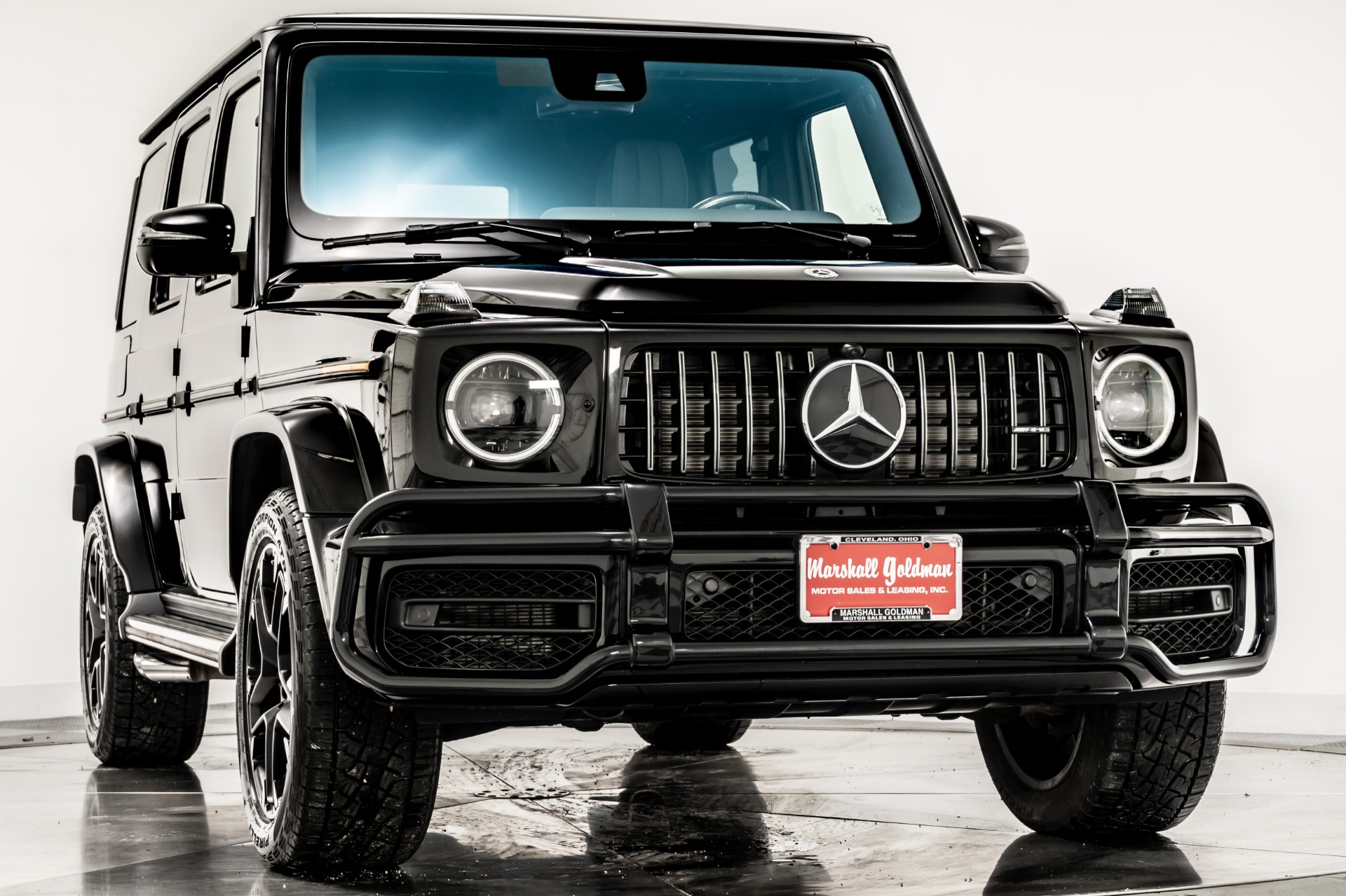 Obsidian Black Metallic Mercedes-Benz G63 AMG with Black Interior