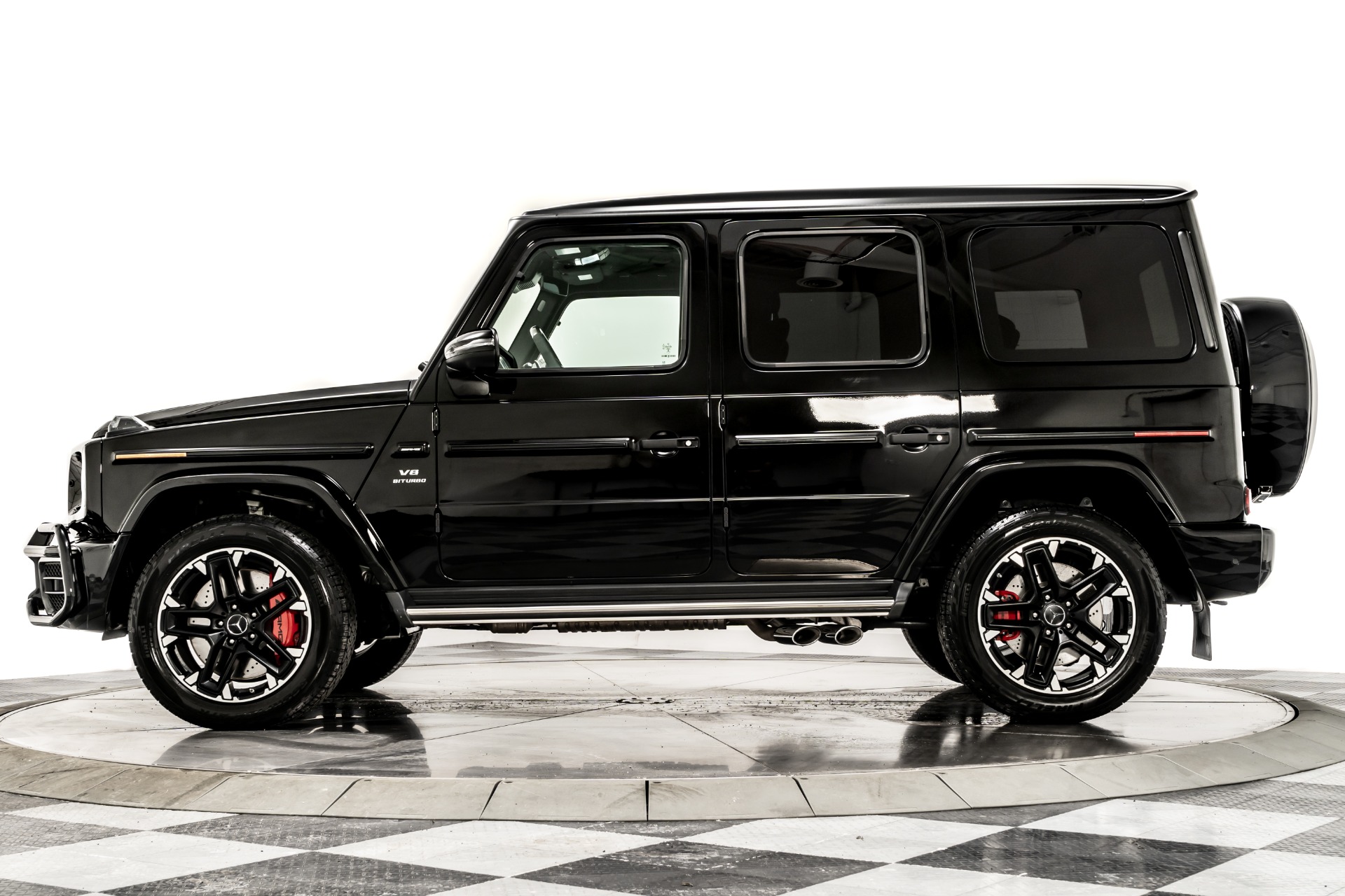 Obsidian Black Metallic Mercedes-Benz G63 AMG with Black Interior