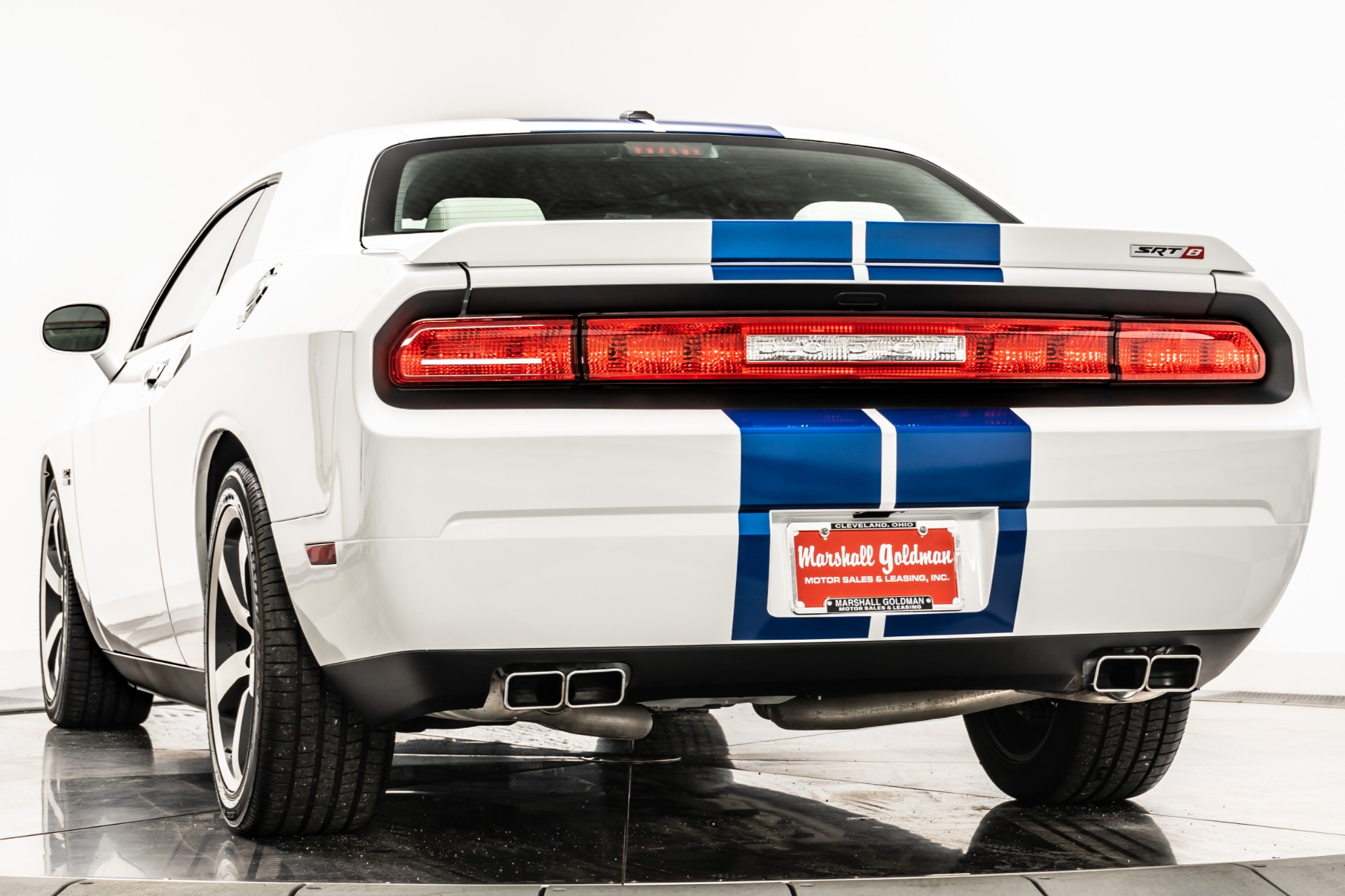 Dodge Challenger Srt8 White