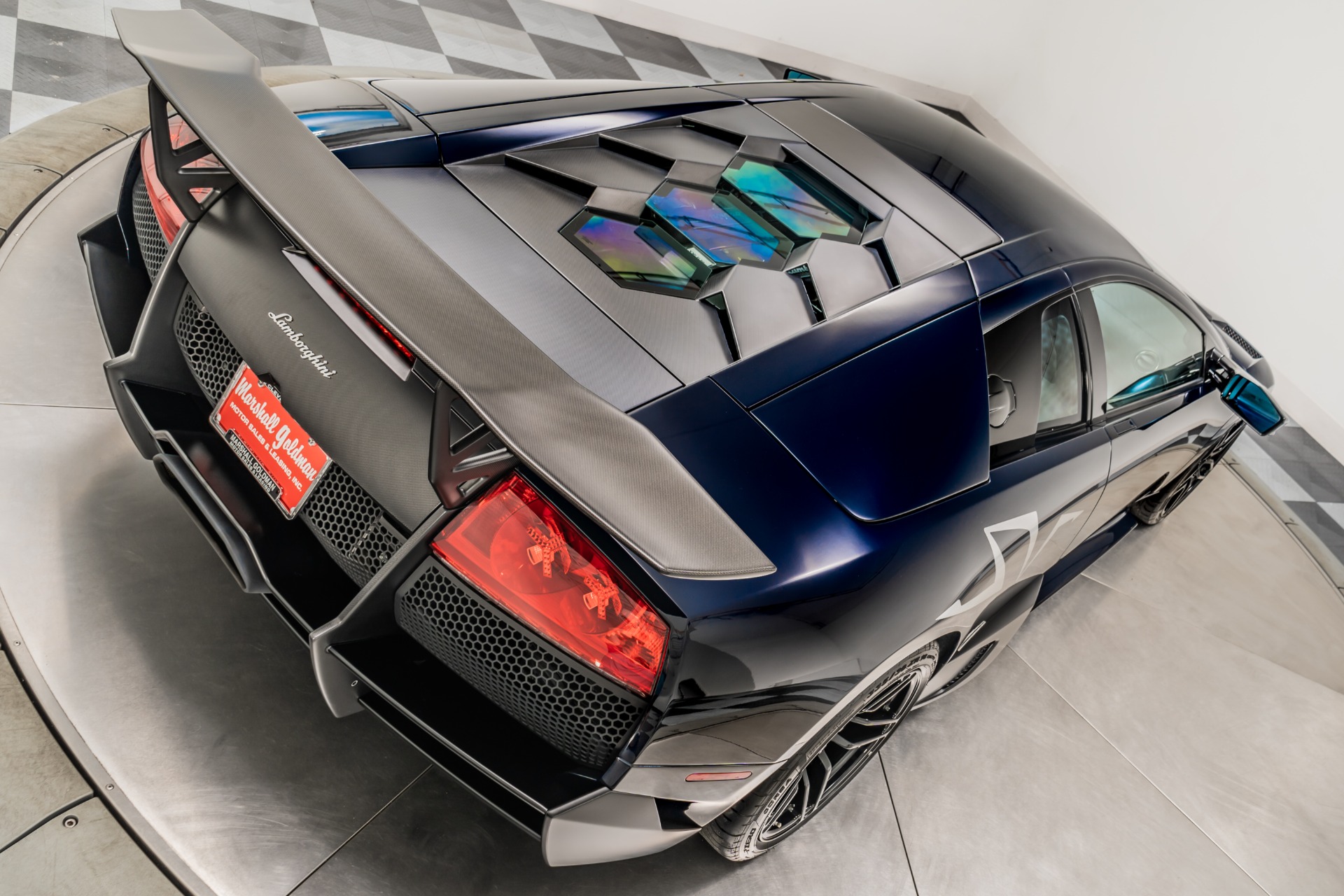 くろ 2010 Lamborghini Murciélago LP 670–4 SuperVeloce | Curated