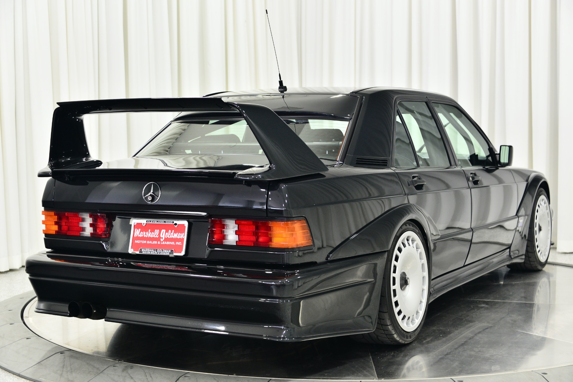 専用です。Mercedes-Benz 2個セット190E Evolution メルセデスベンツの超希少モデルがオークションに登場