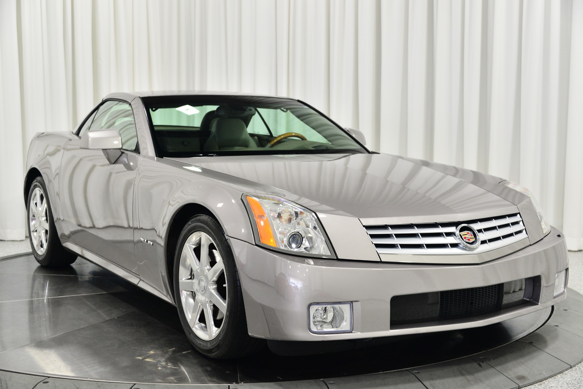 Satin Nickel Cadillac XLR with Shale Interior For Sale - Stock