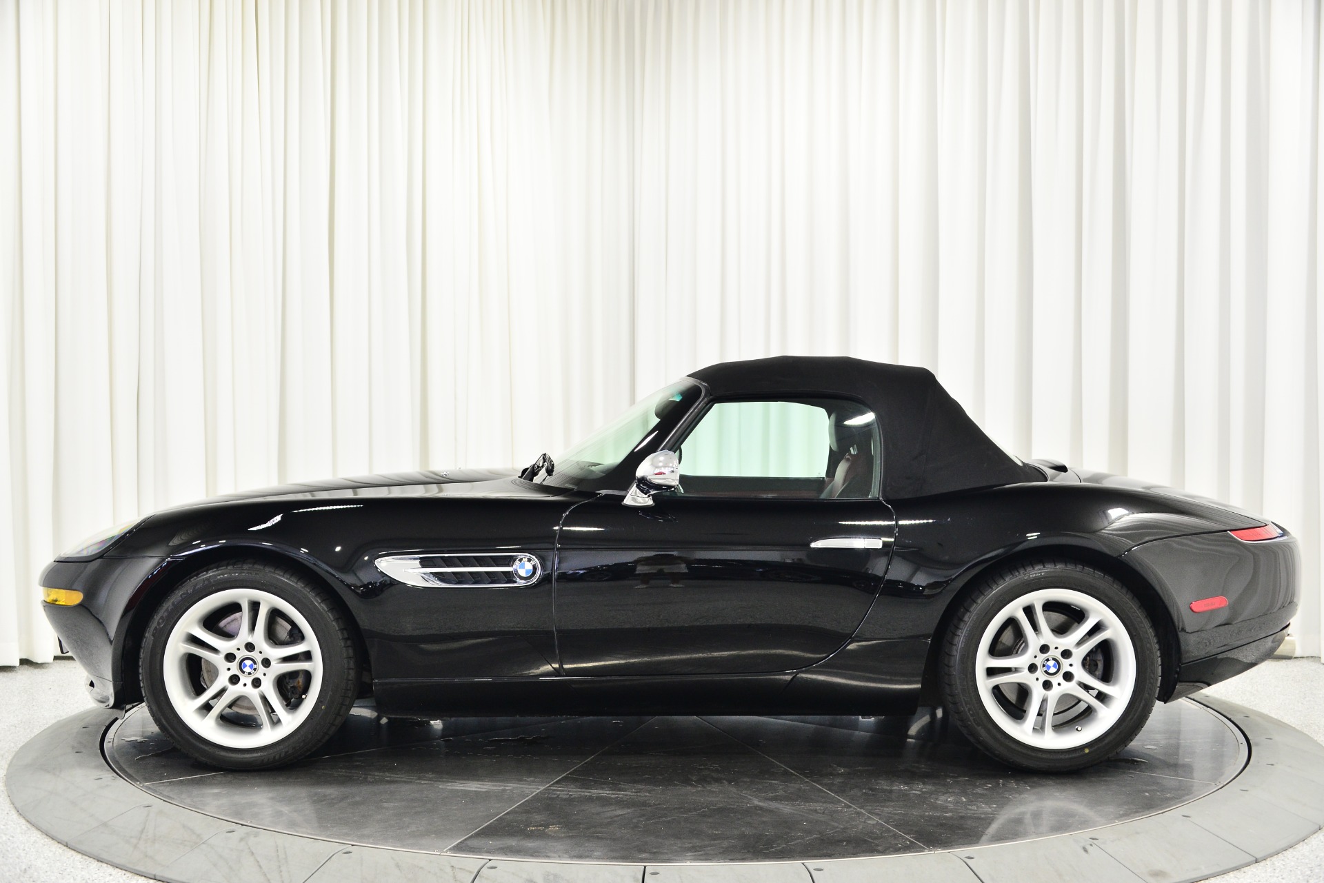 京商　BMW Z8 クロームメッキ 京商BMW Z8 - メルカリ
