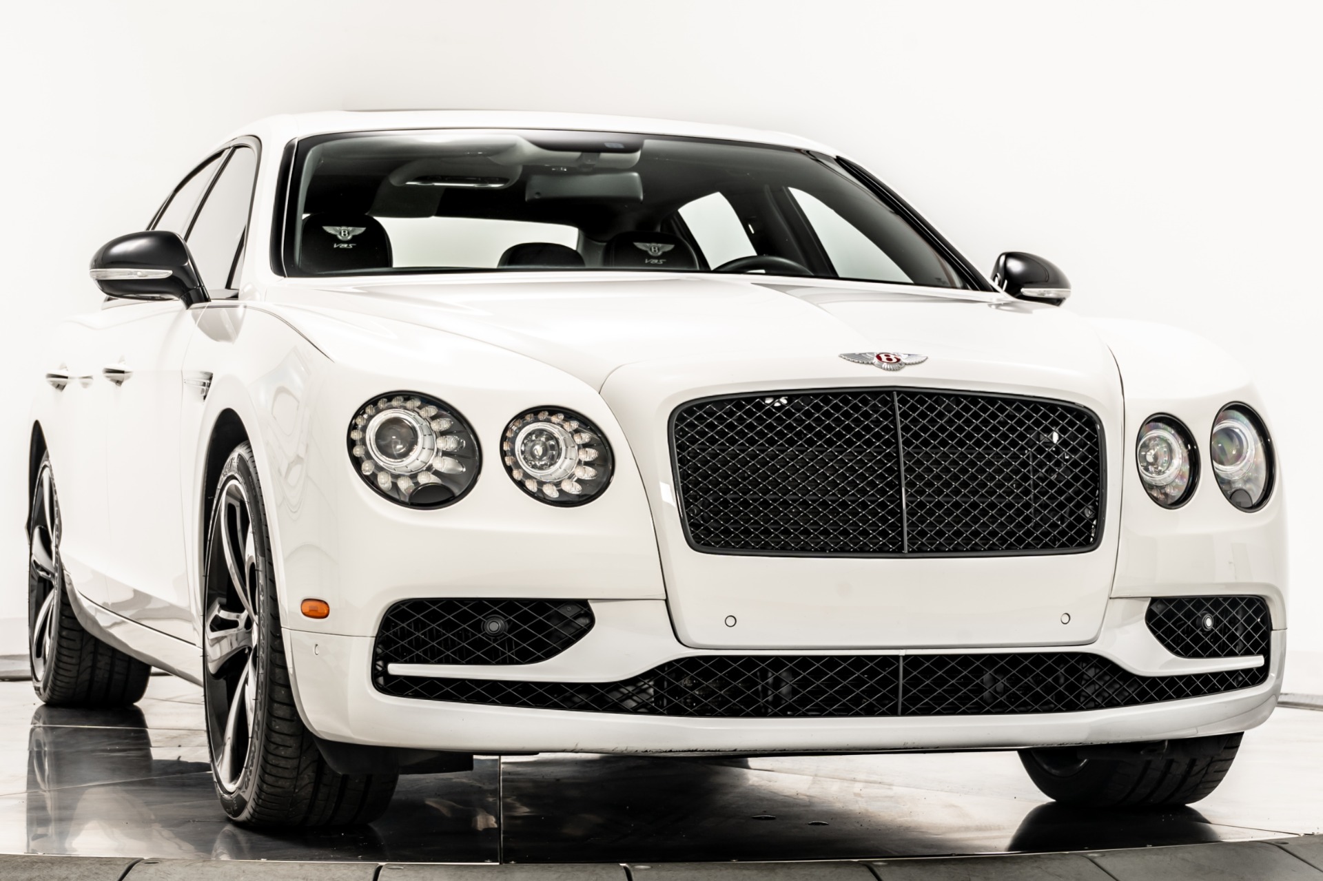 Glacier White Bentley Flying Spur V8 S Black Edition with Beluga