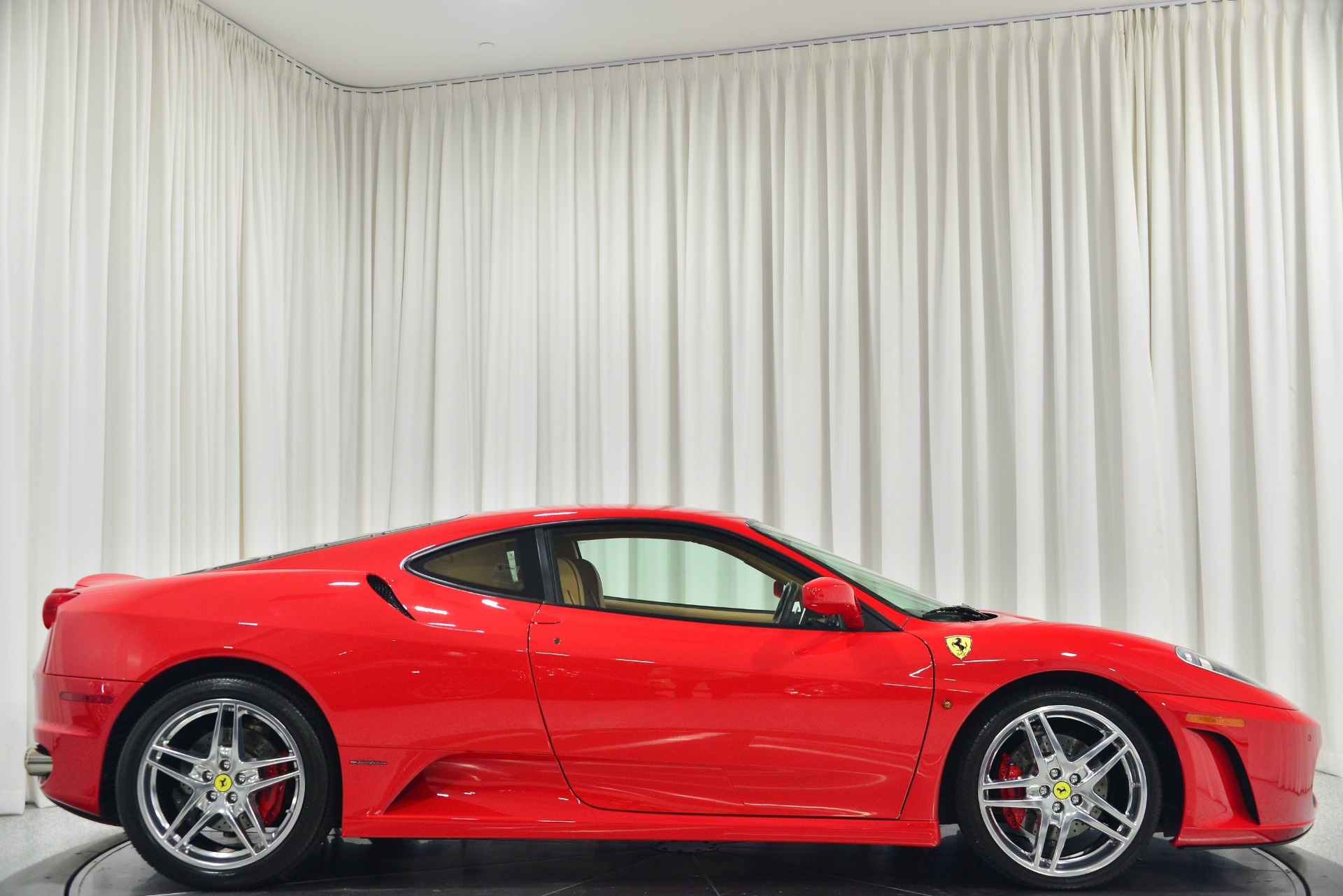 F.Massa 2007 Ferrari Used Nomex Auto