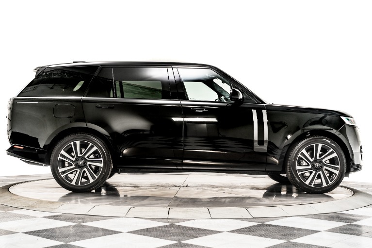 Used 2023 Land Rover Range Rover P530 SE LWB 7 Passenger For