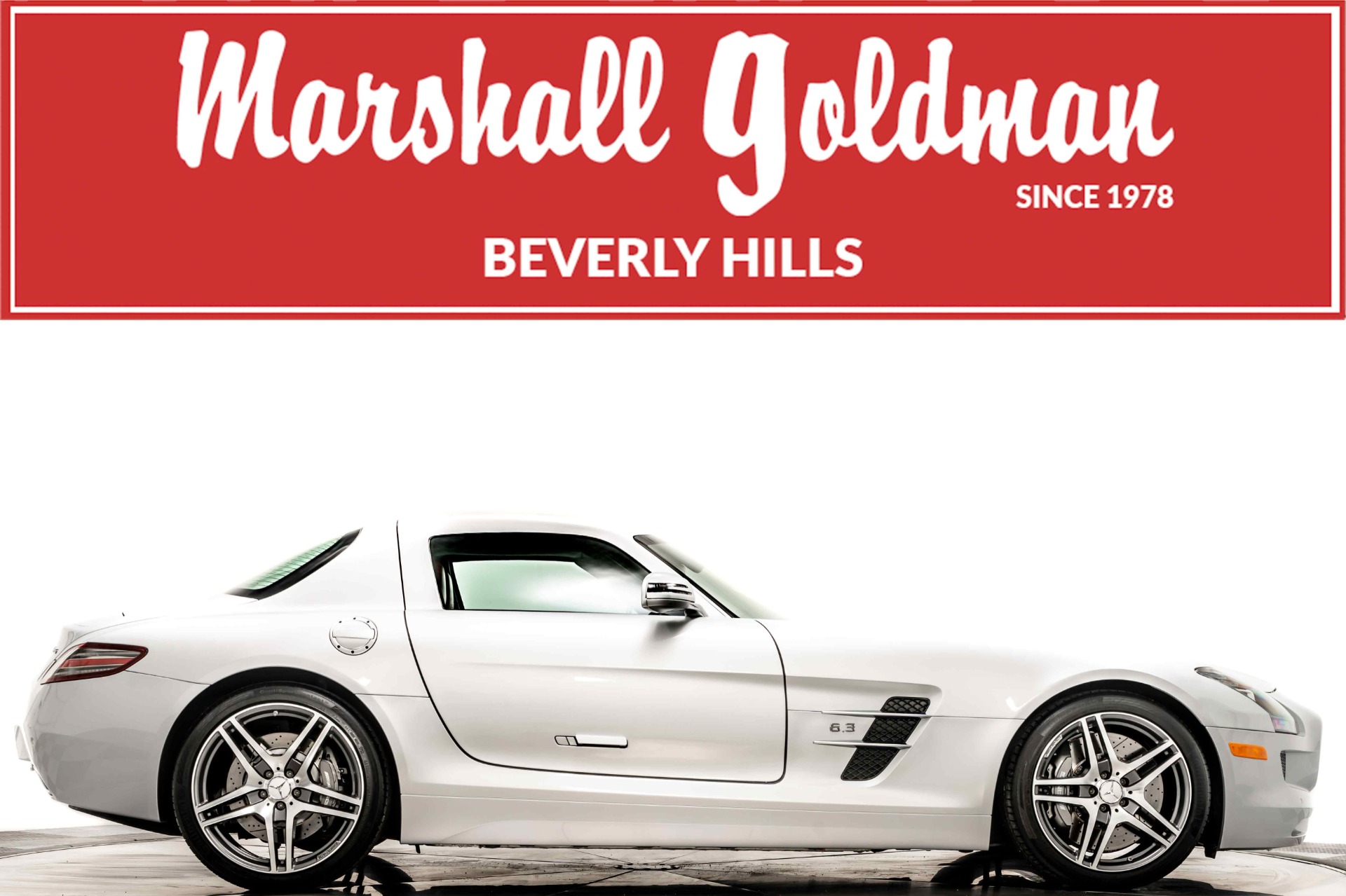 Mercedes SLS AMG ホワイト Mercedes Benz SLS AMG • EFJ Co., LTD