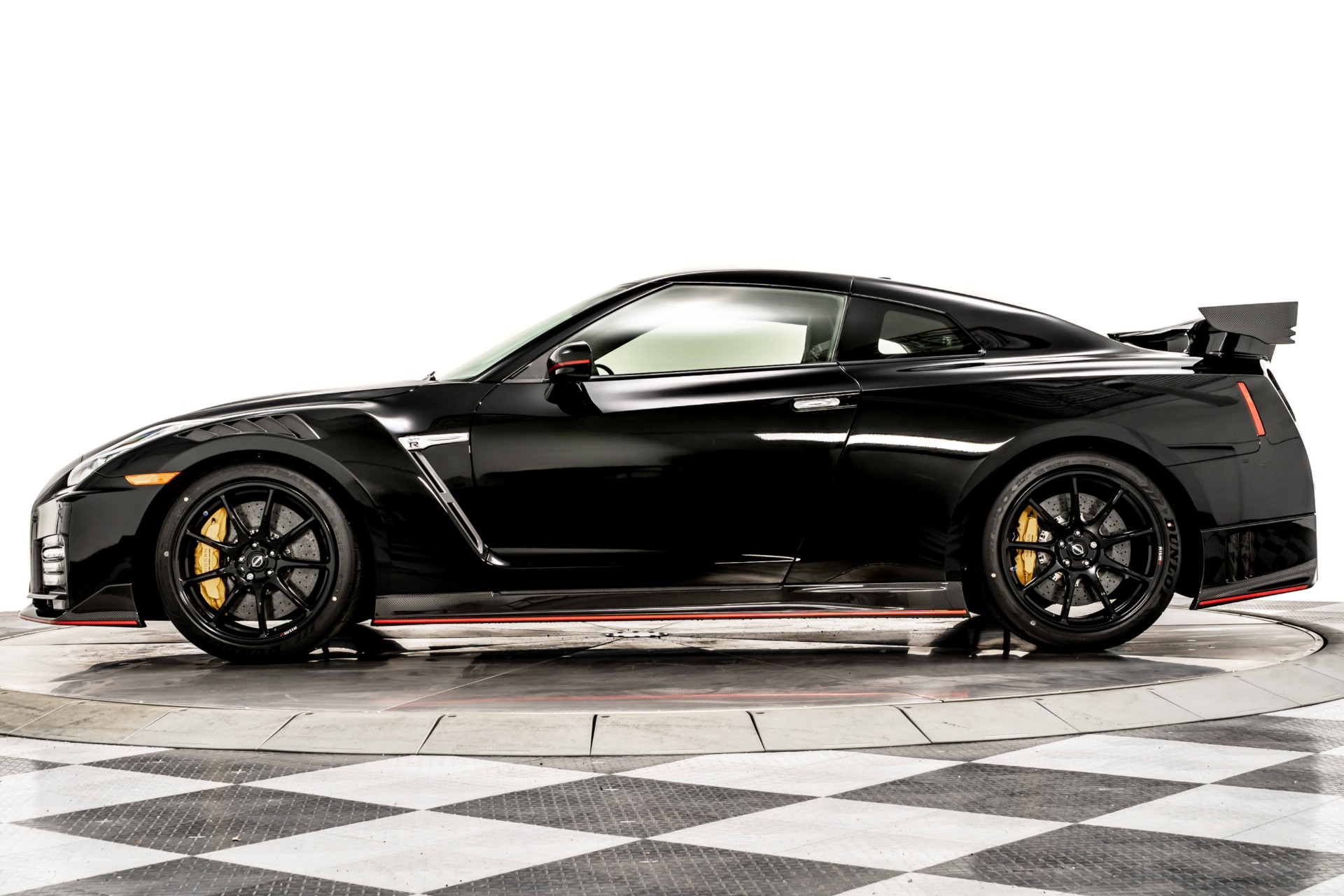 Jet Black Pearl Nissan GT-R NISMO with Black Interior For Sale