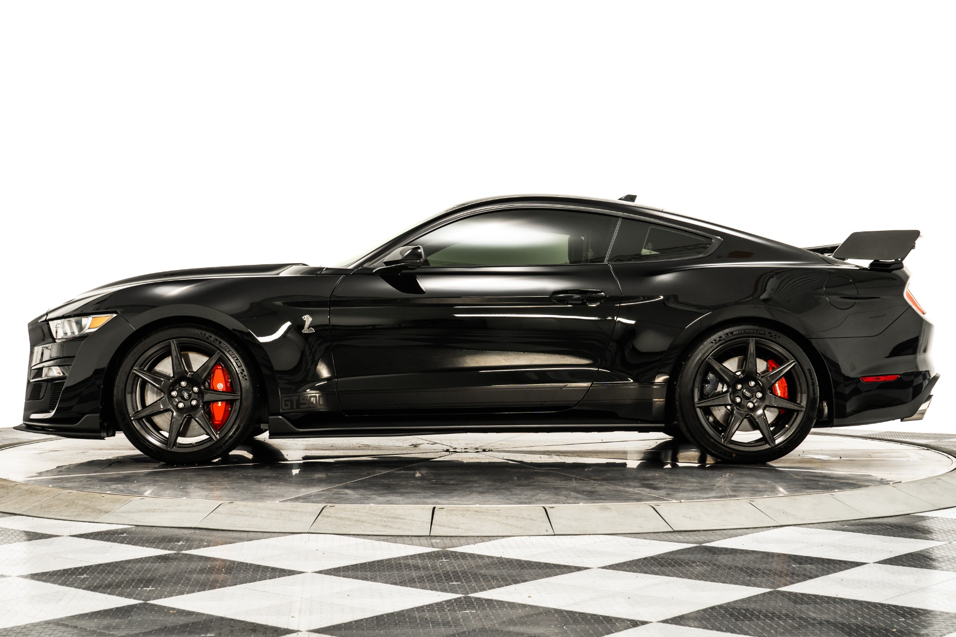 Shadow Black Ford Mustang Shelby GT500 with Ebony w/Smoke