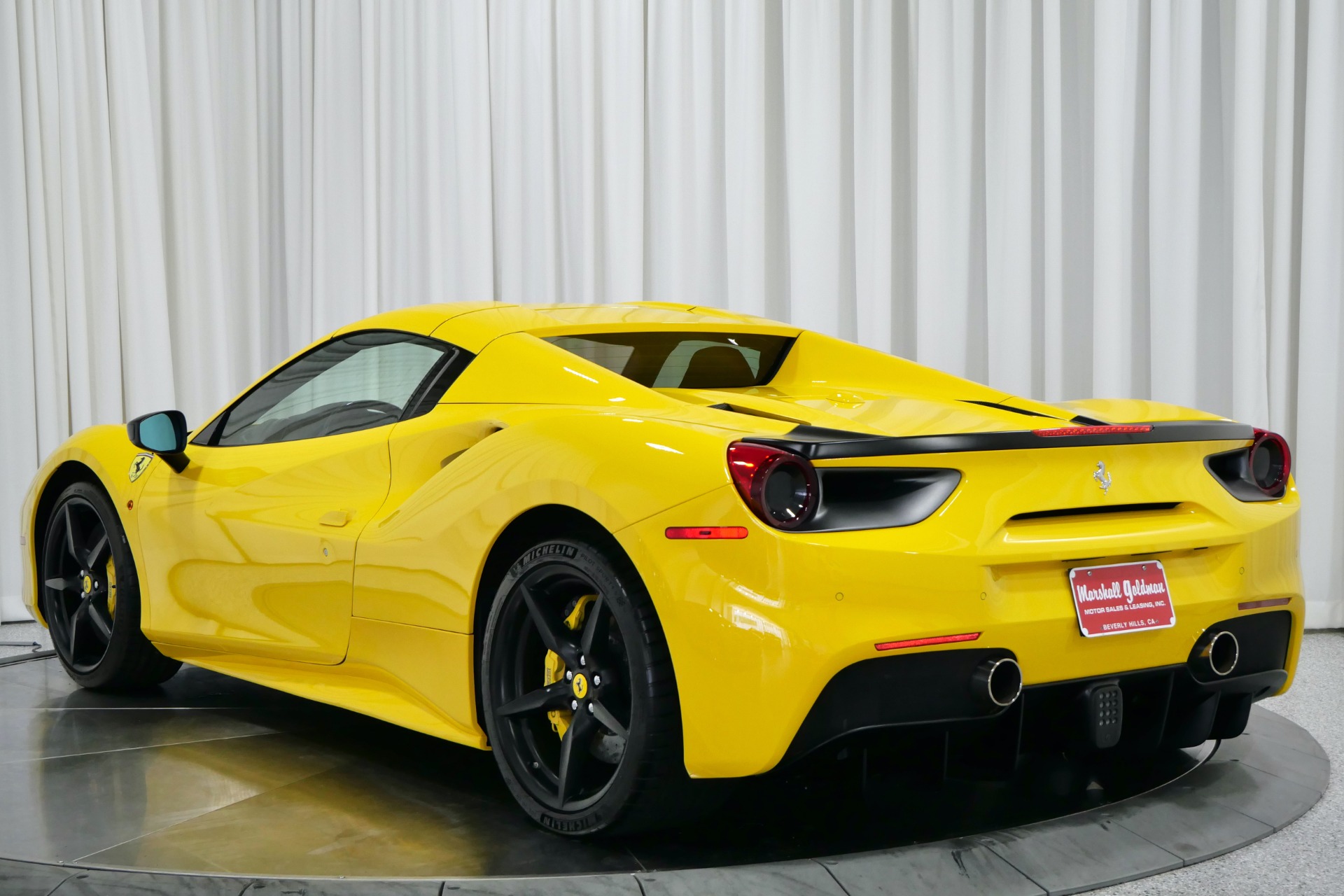 Giallo Modena Ferrari 488 Spider with Nero Interior For Sale