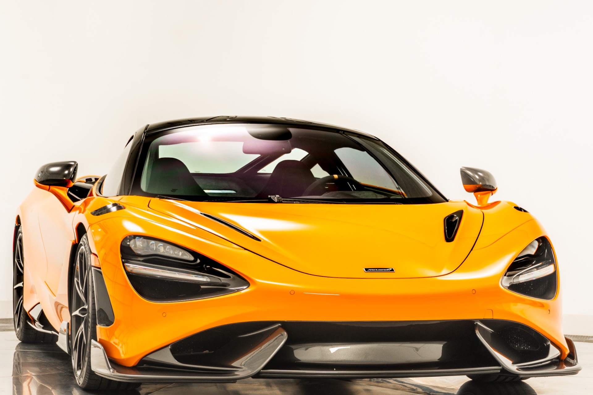 McLaren Orange McLaren 765LT with Carbon Black Interior For Sale