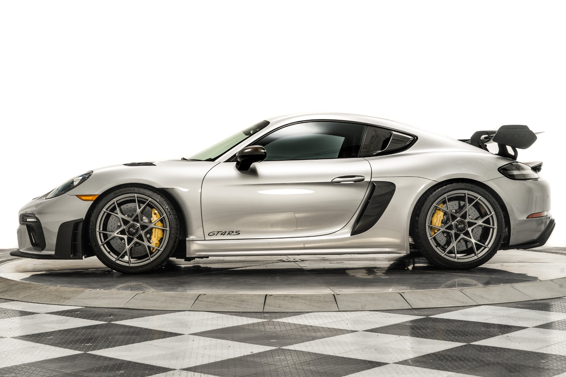 クレージュ 2023 Porsche 718 Cayman | www.driveHCC.com