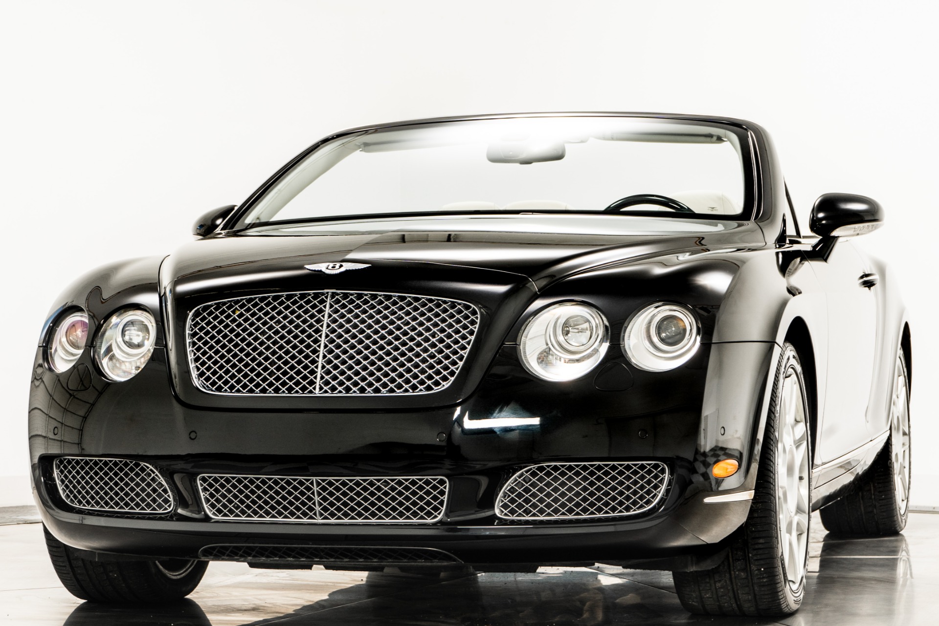 Onyx Bentley Continental GTC W12 with Linen Interior For Sale 