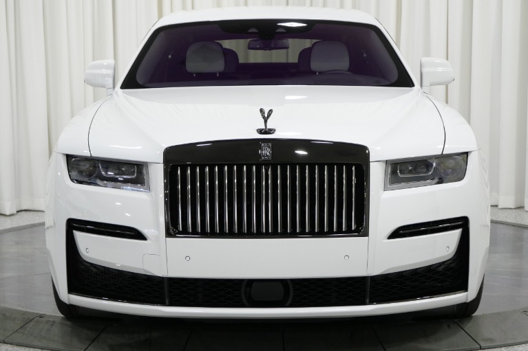 Arctic White Rolls-Royce Ghost Black Badge with Arctic White