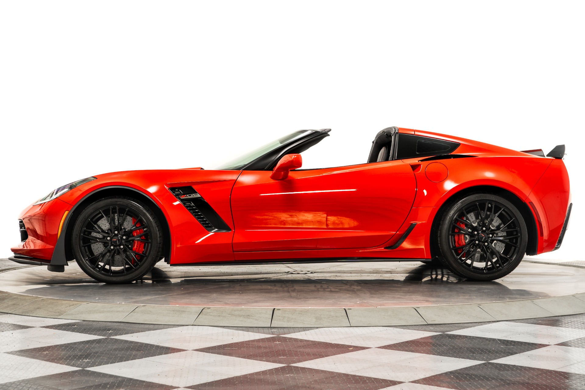 Torch Red Chevrolet Corvette Z06 3LZ with Jet Black Interior For