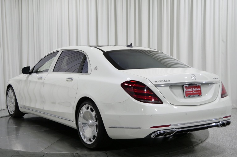 designo Diamond White Metallic Mercedes-Benz Maybach S 560 4MATIC