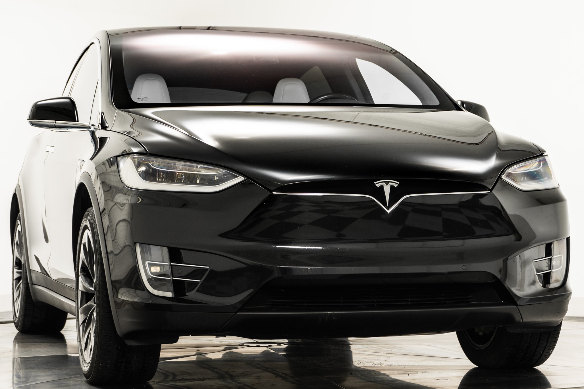 Obsidian Black Metallic Tesla Model X 100D FSD with White Interior