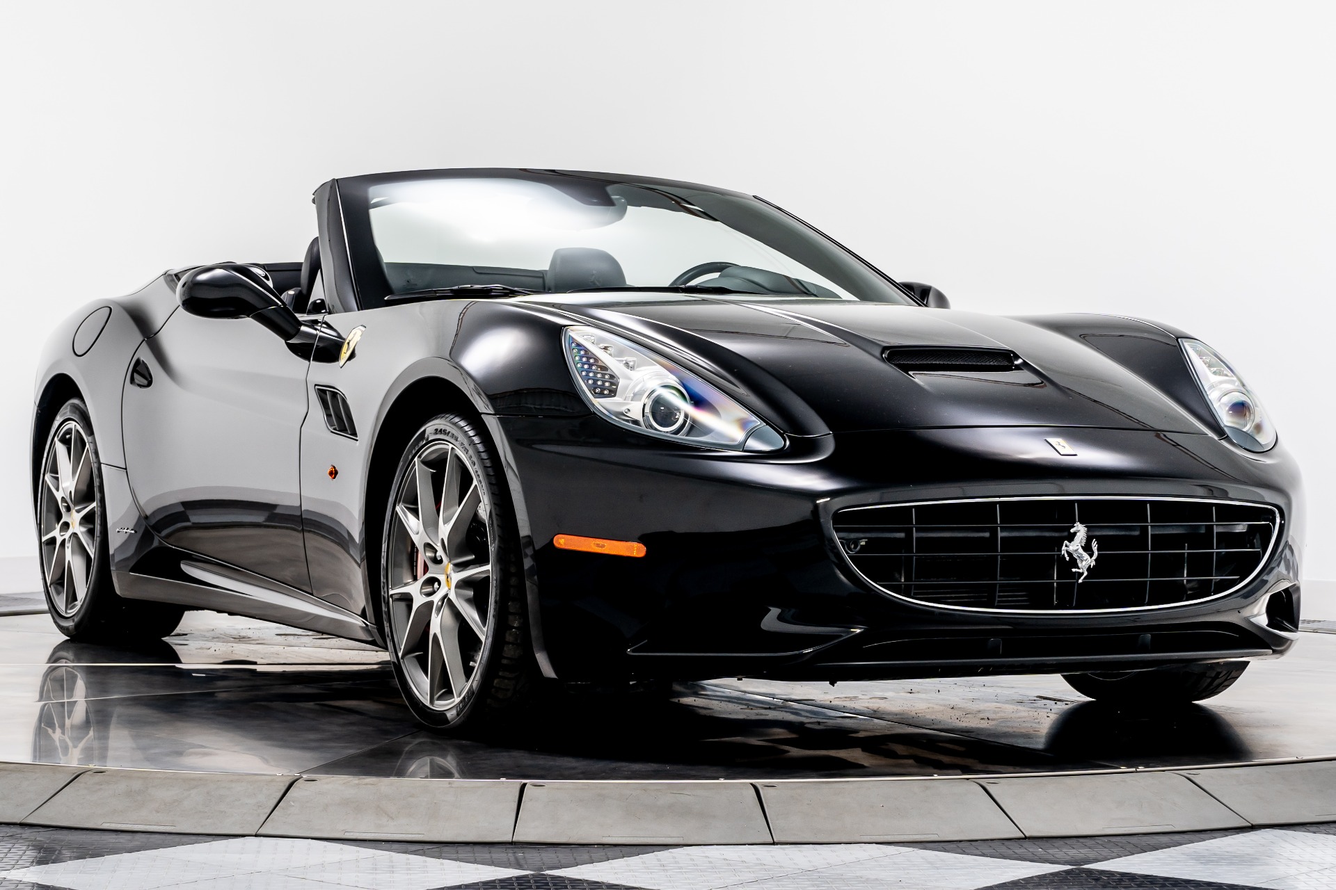 Nero Ferrari California with Nero Interior For Sale - Stock Number Nero Ferrari California with Nero Interior For Sale - Stock Number