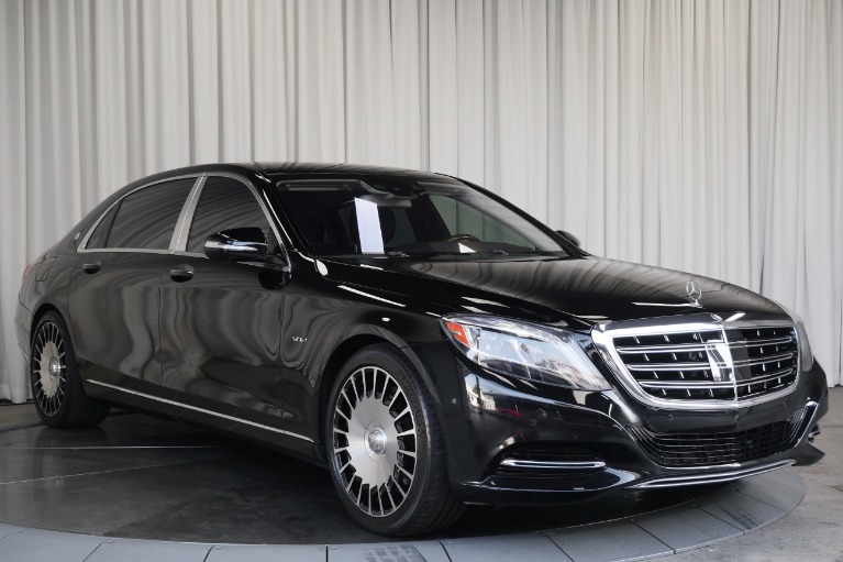 Jet Black Mercedes-Benz Mercedes-Maybach S 600 with Black Interior