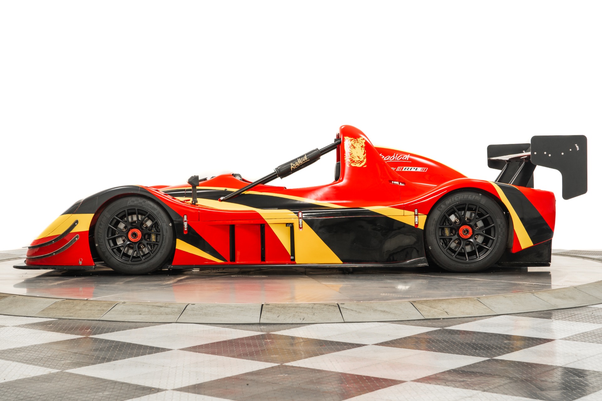 SAR SR AR CHR PROMO まとめ ② Rosso Corsa Radical SR8 2.7L with Black Interior For Sale - Stock