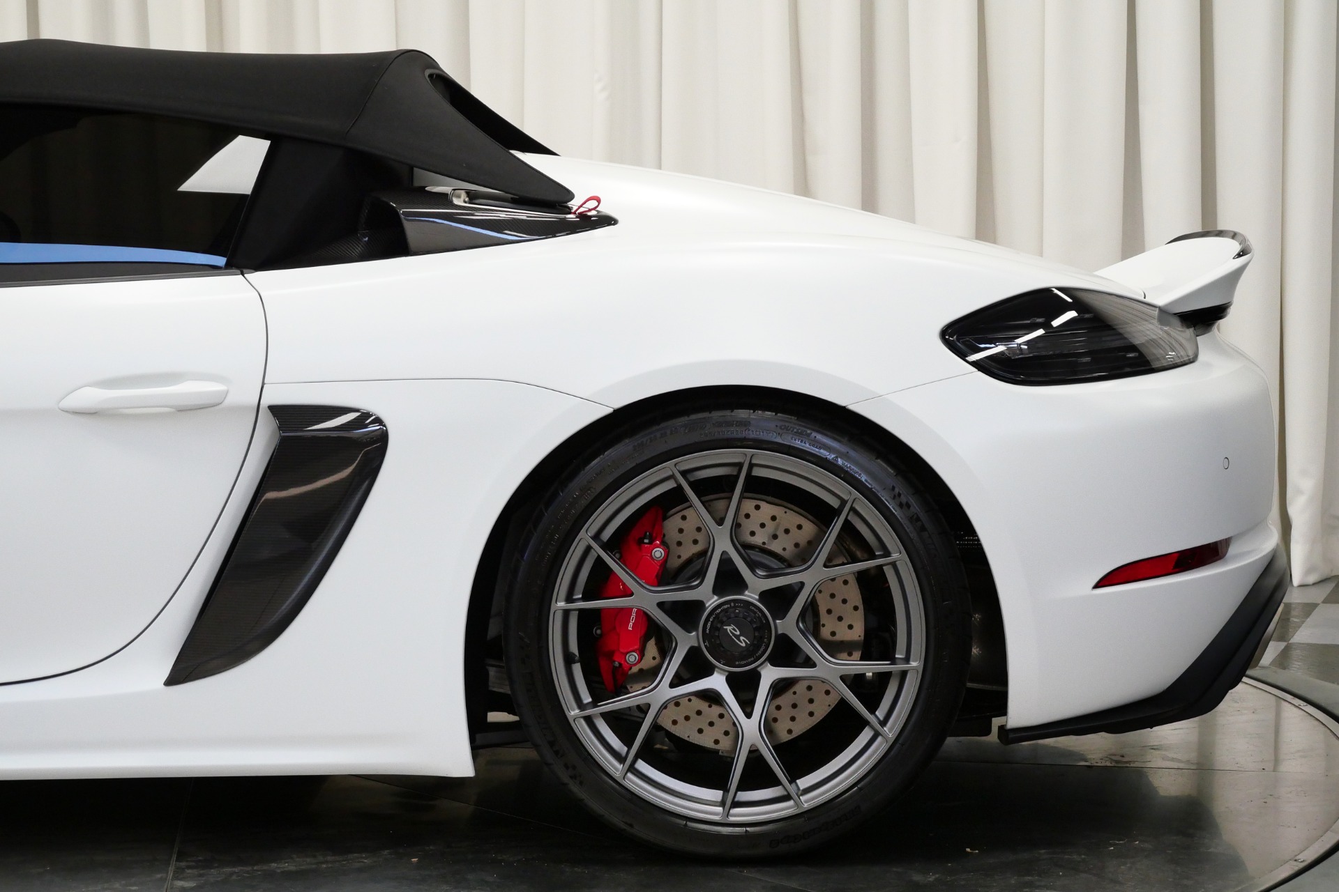 2024 Porsche Boxster Spyder photo 11