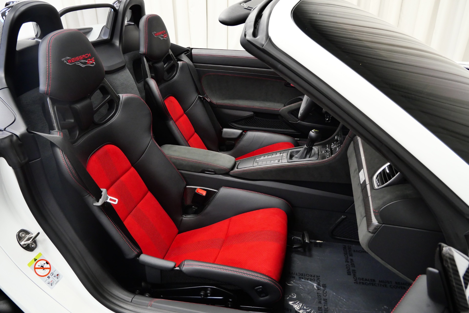 2024 Porsche Boxster Spyder photo 21