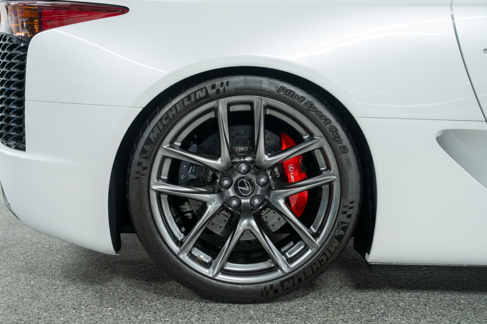 2012 Lexus LFA photo 28