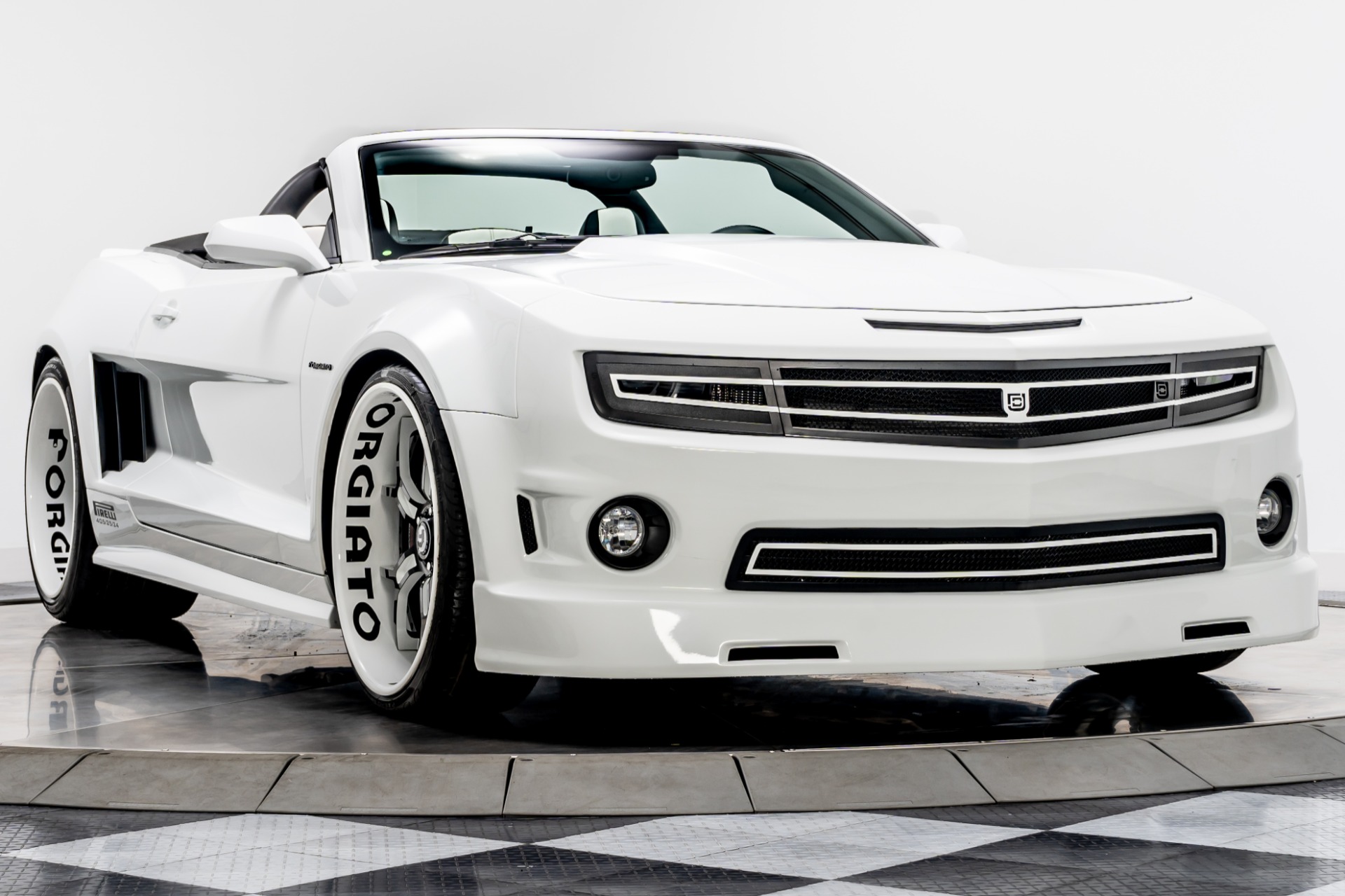 Used 2011 Chevrolet Camaro Ss Forgiato Widebody Convertible For Sale Sold Marshall Goldman Beverly Hills Stock W20992