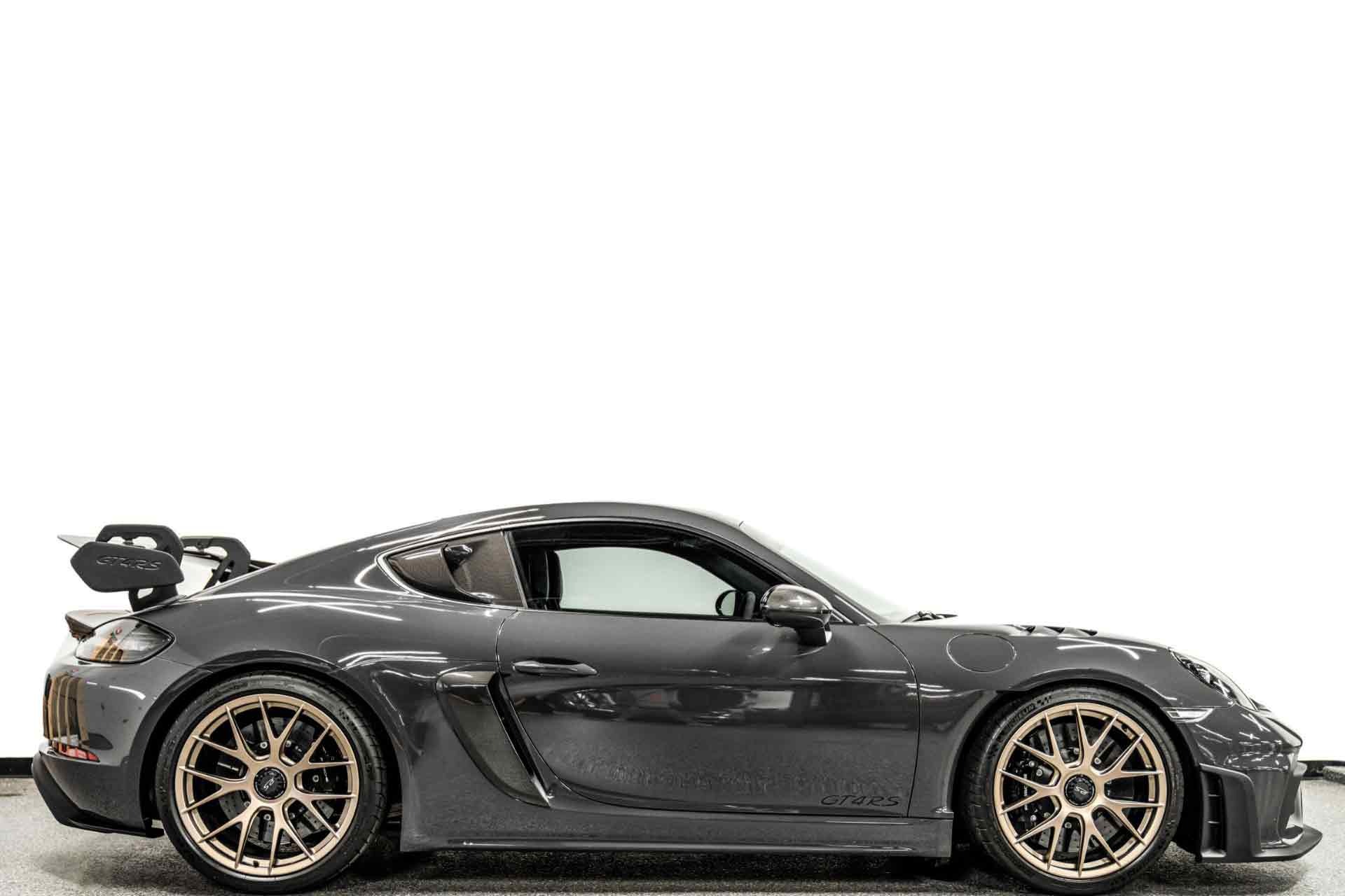 2023 Porsche Cayman GT4 RS photo 2