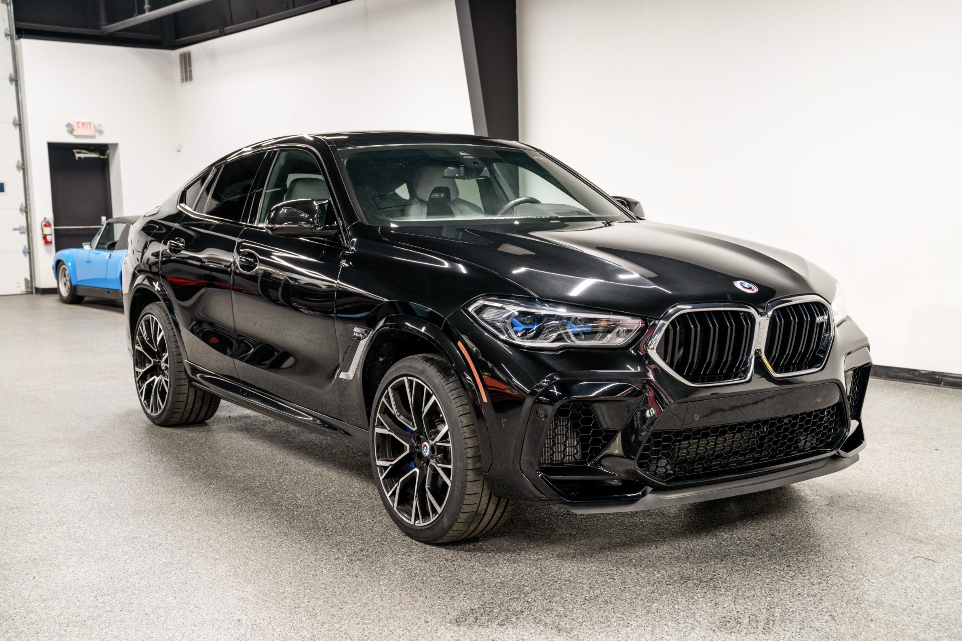 Black Sapphire Metallic BMW X6 M with Silverstone Interior For