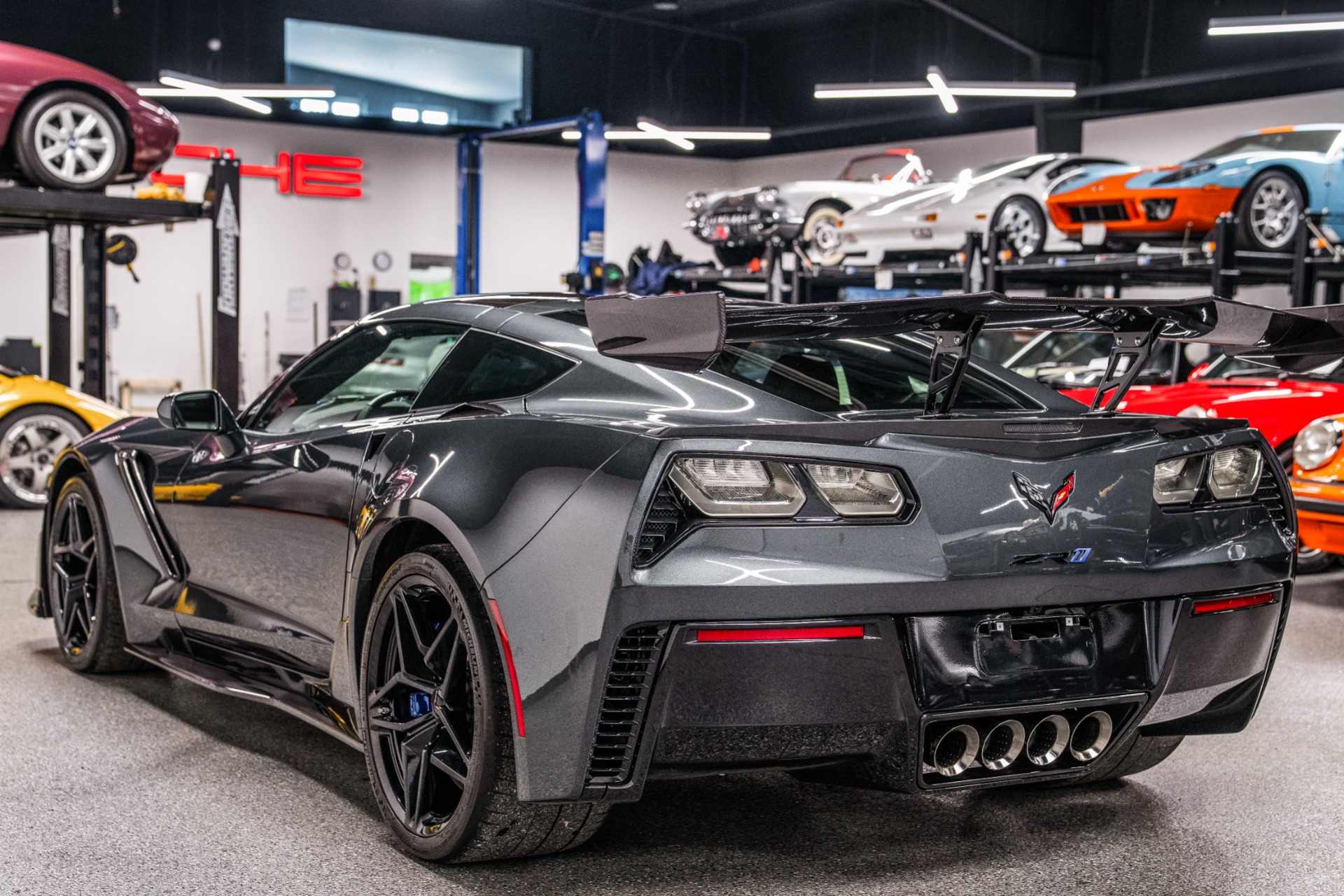 Watkins Glen Gray Metallic Chevrolet Corvette ZR1 -3ZR Package
