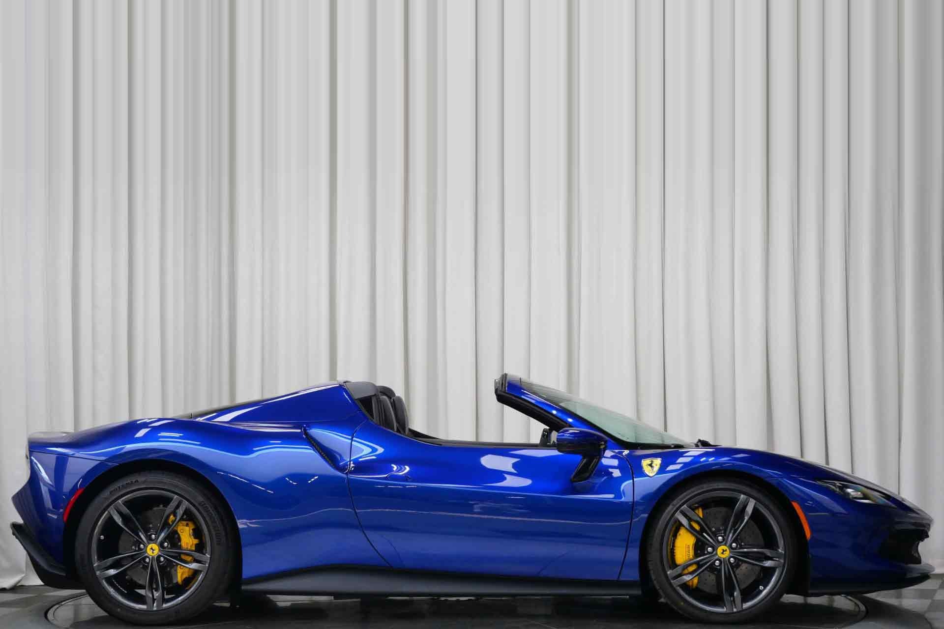 2025 Ferrari 296 GTS photo 2