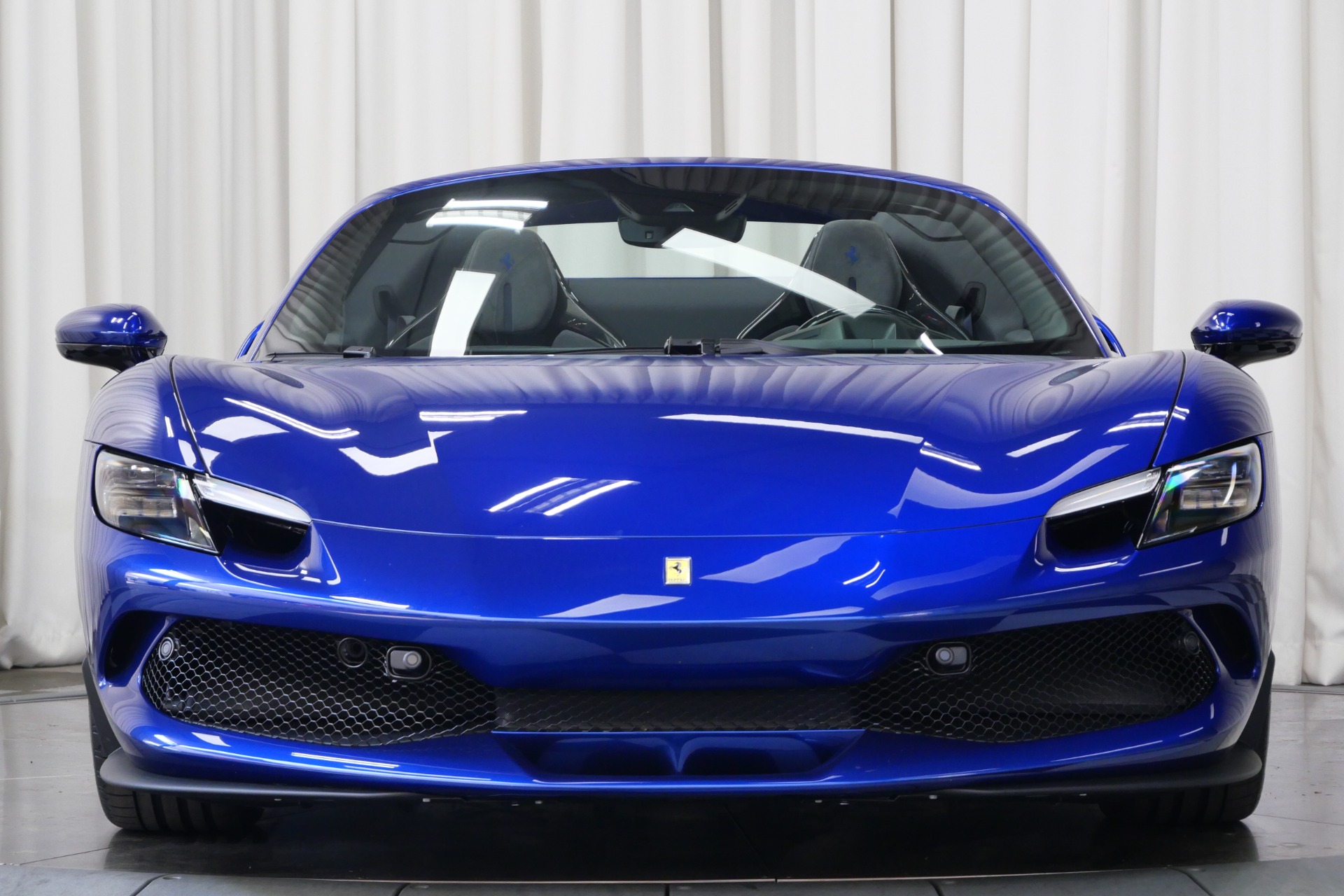 2025 Ferrari 296 GTS photo 4