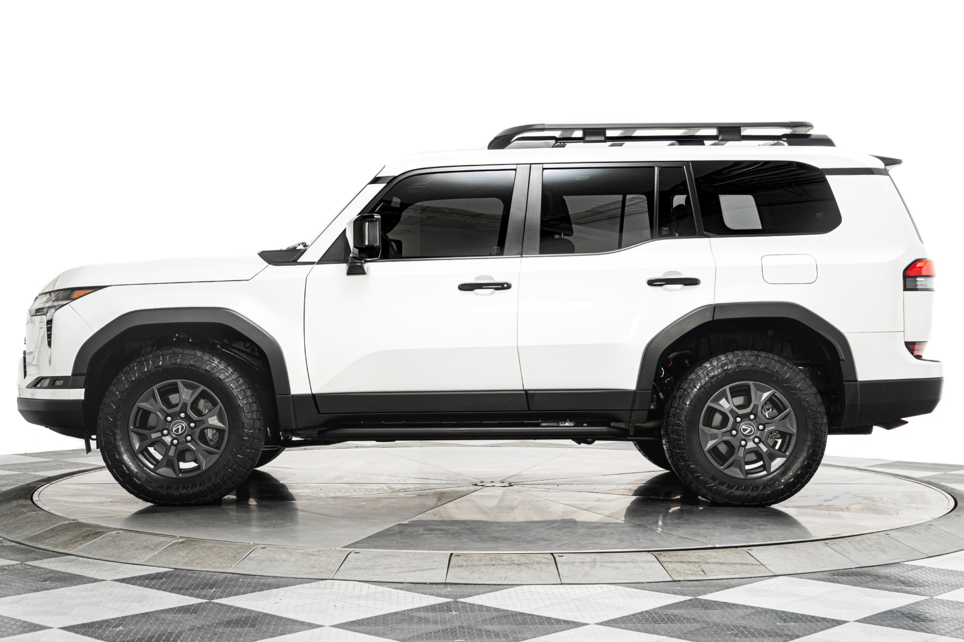 Eminent White Pearl Lexus GX 550 Overtrail -Rock Sliders, 33 Inch