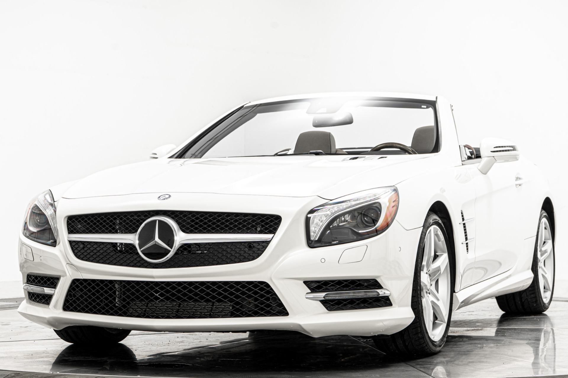 designo Diamond White Metallic Mercedes-Benz SL 550 with Nut Brown
