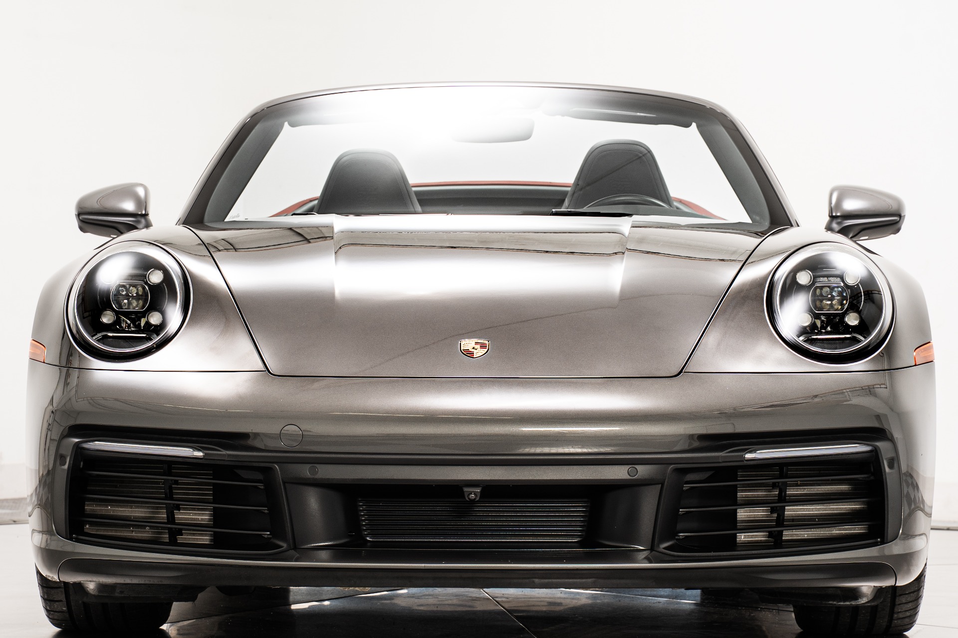 2024 Porsche 911 Cabriolet Sport Classic photo 4