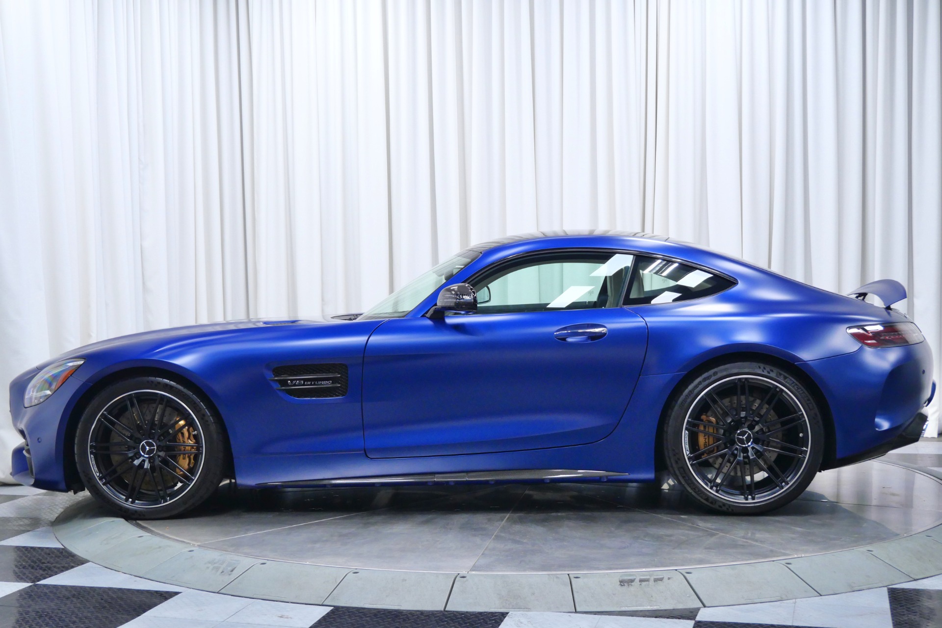 designo Brilliant Blue Magno Mercedes-Benz AMG GT C -Factory Matte