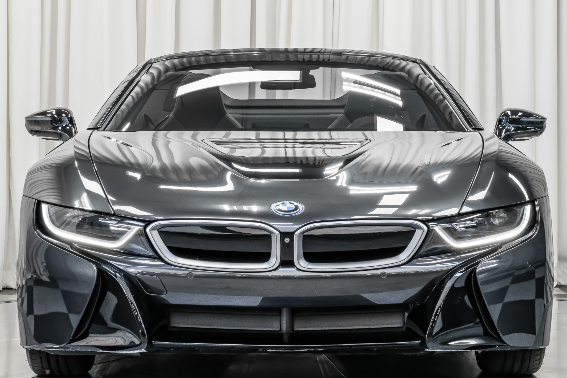 Sophisto Grey Metallic BMW i8 Roadster -Giga Interior, Jet Black
