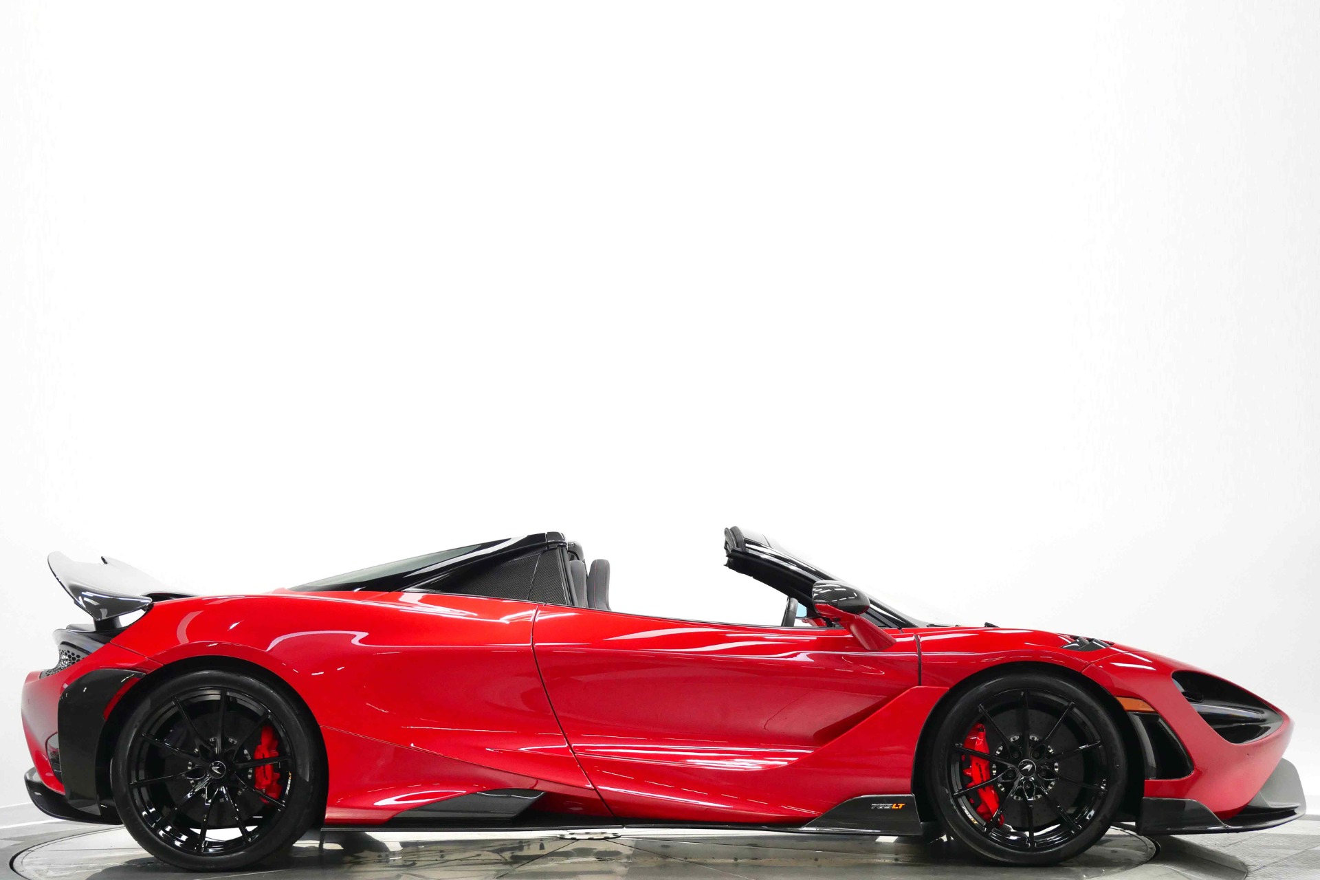 まるこ M レッド MSO Corsa Red McLaren 765LT Spider -#492 of 765, 496 Miles, $154K