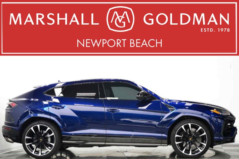 2022 Lamborghini Urus 4.0 V8 Pearl Capsule's photo