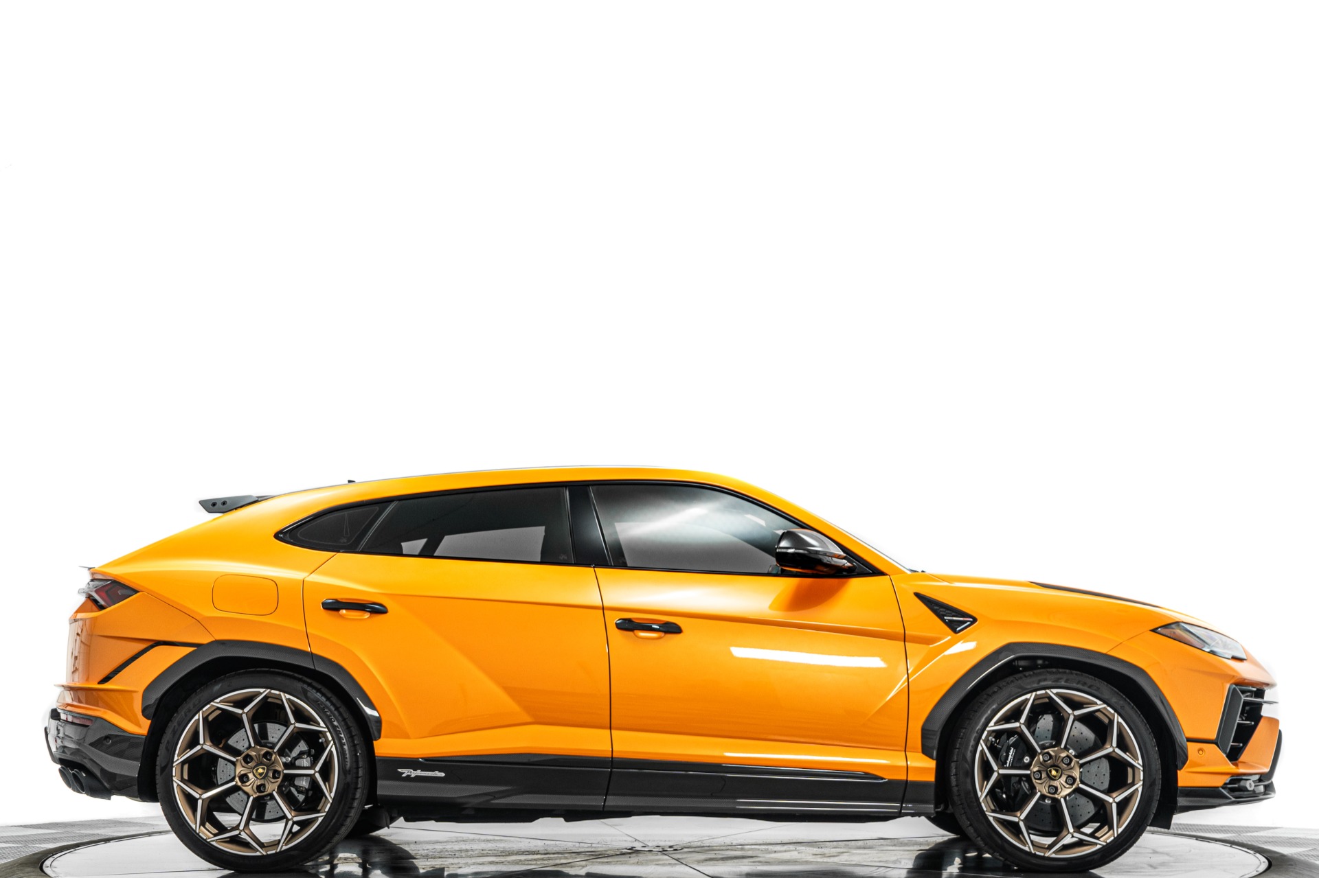 Arancio Borealis Lamborghini Urus Performante -Exterior Carbon