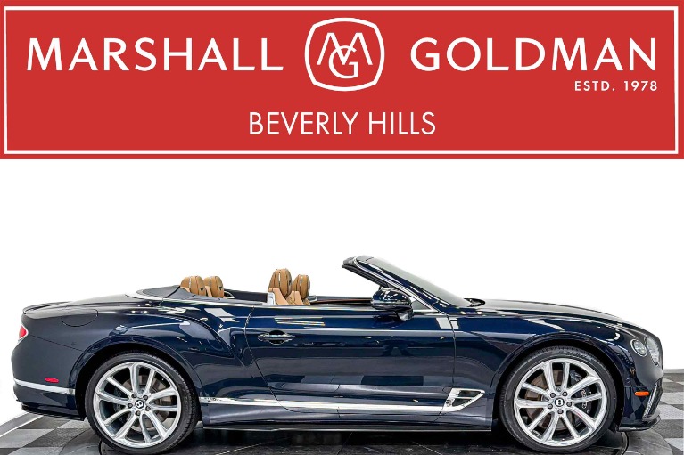 2021 Bentley Continental GT Convertible V8 Mulliner's photo